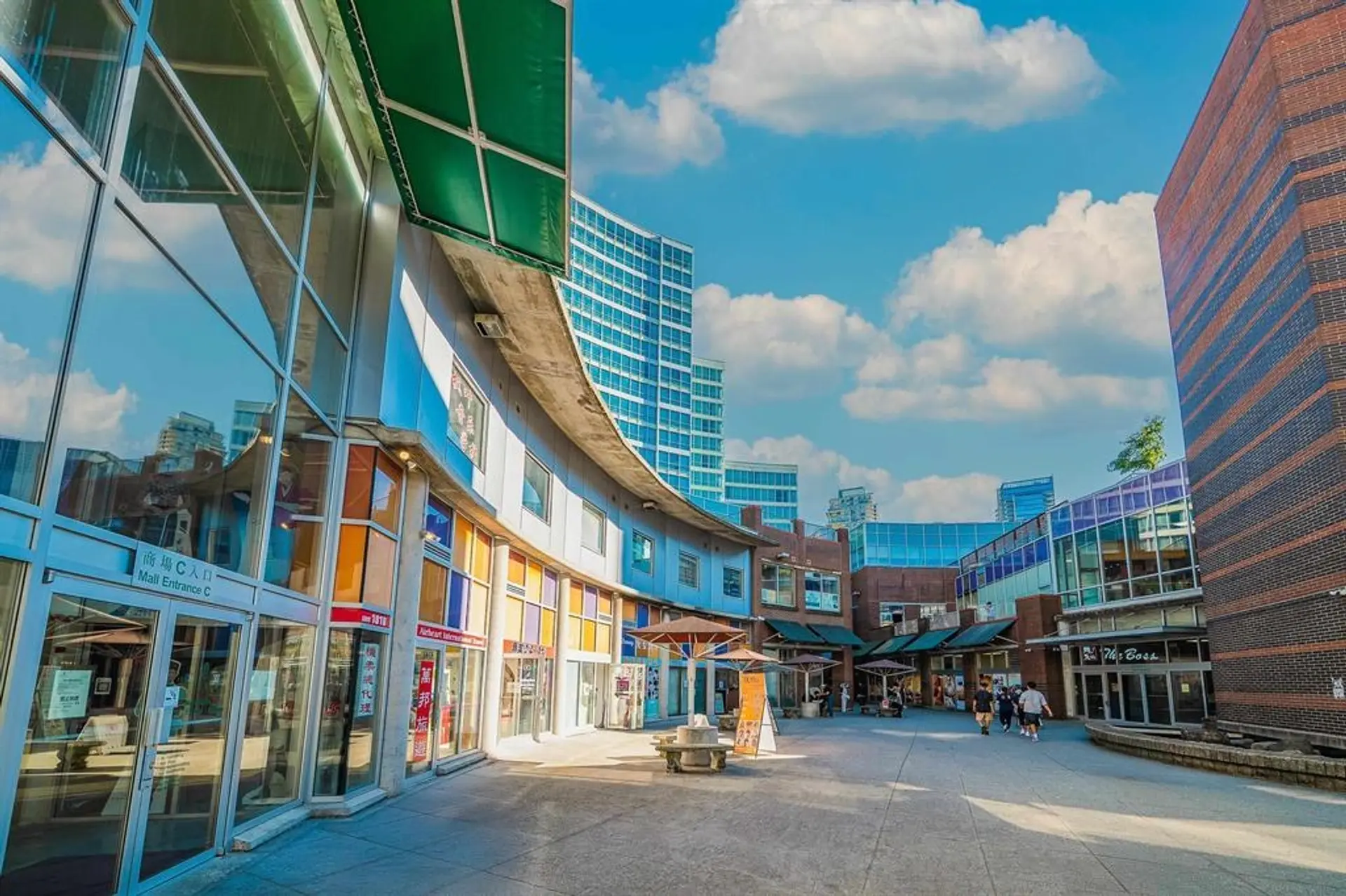 Property at #2820 4500 KINGSWAY, Burnaby, BC