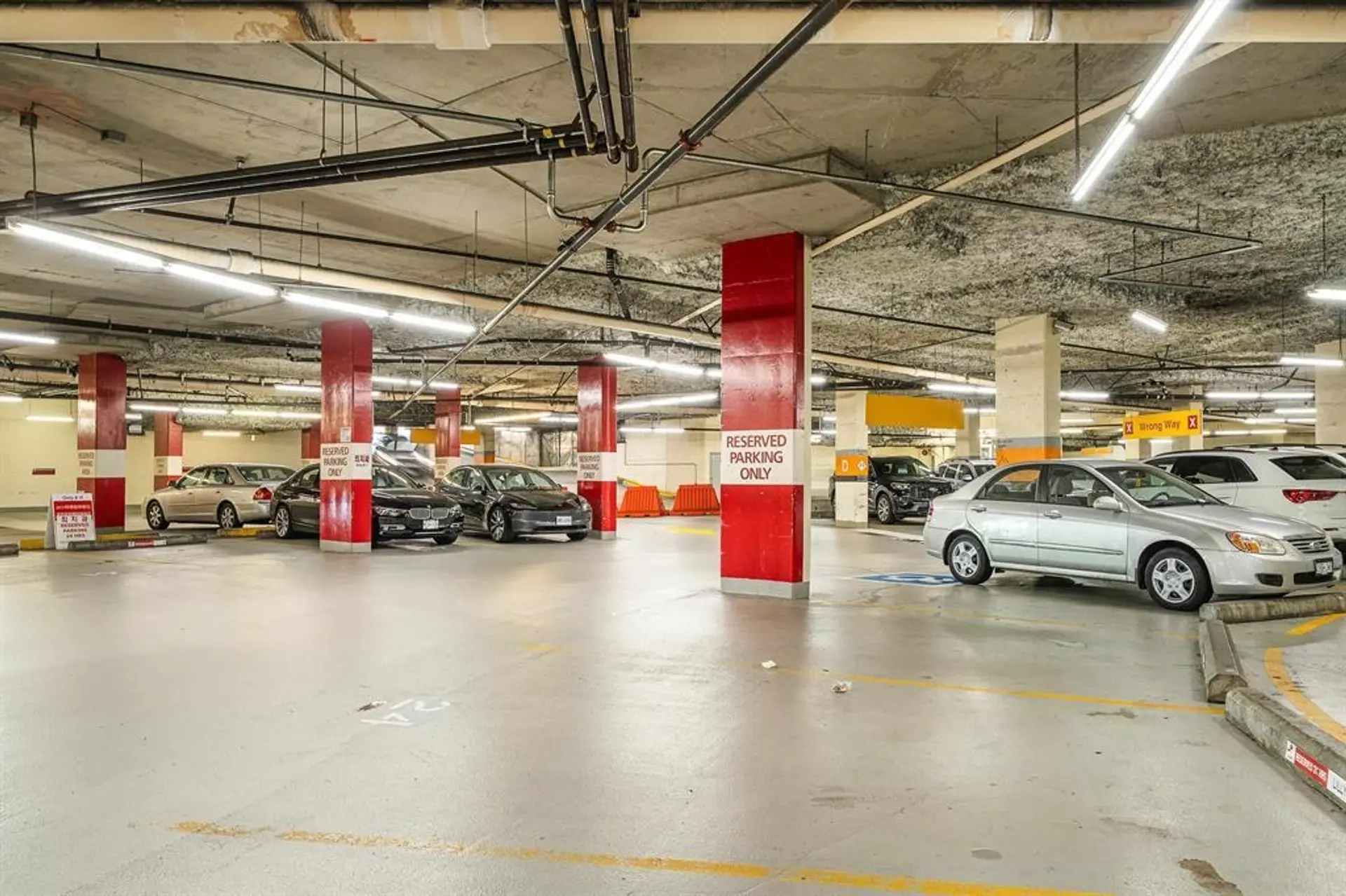 Property at #2820 4500 KINGSWAY, Burnaby, BC