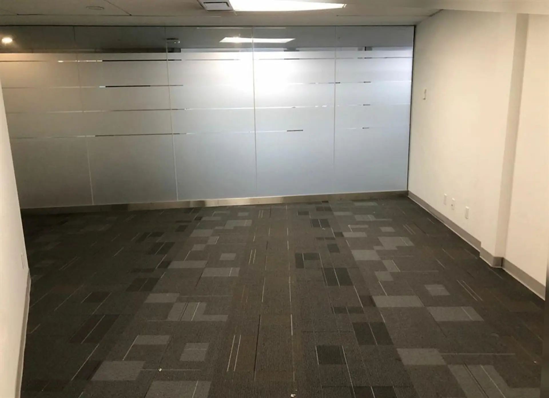 Property at #5010 4000 NO. 3 ROAD, Richmond, BC