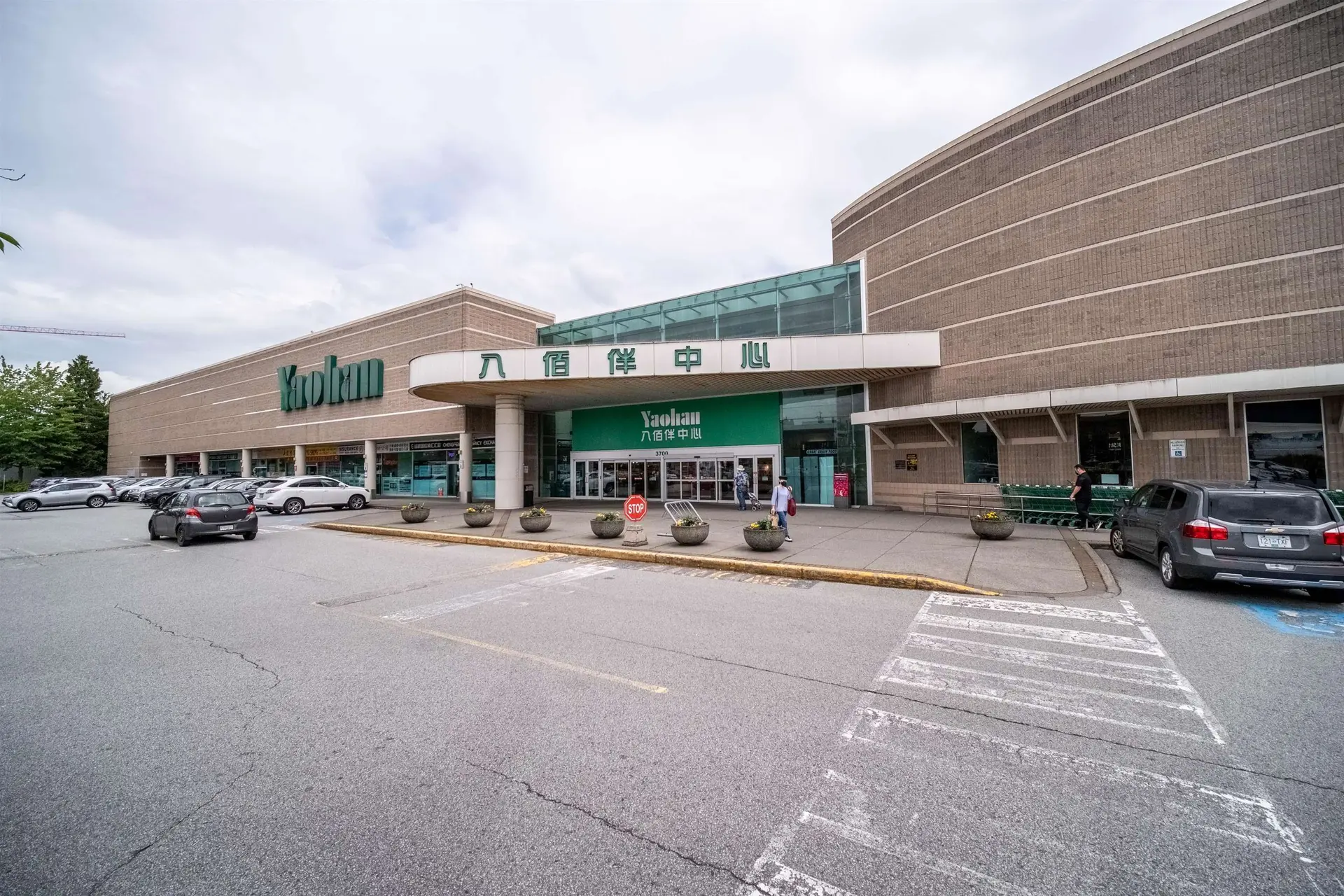 Property at #2415 3700 NO. 3 ROAD, Richmond, BC