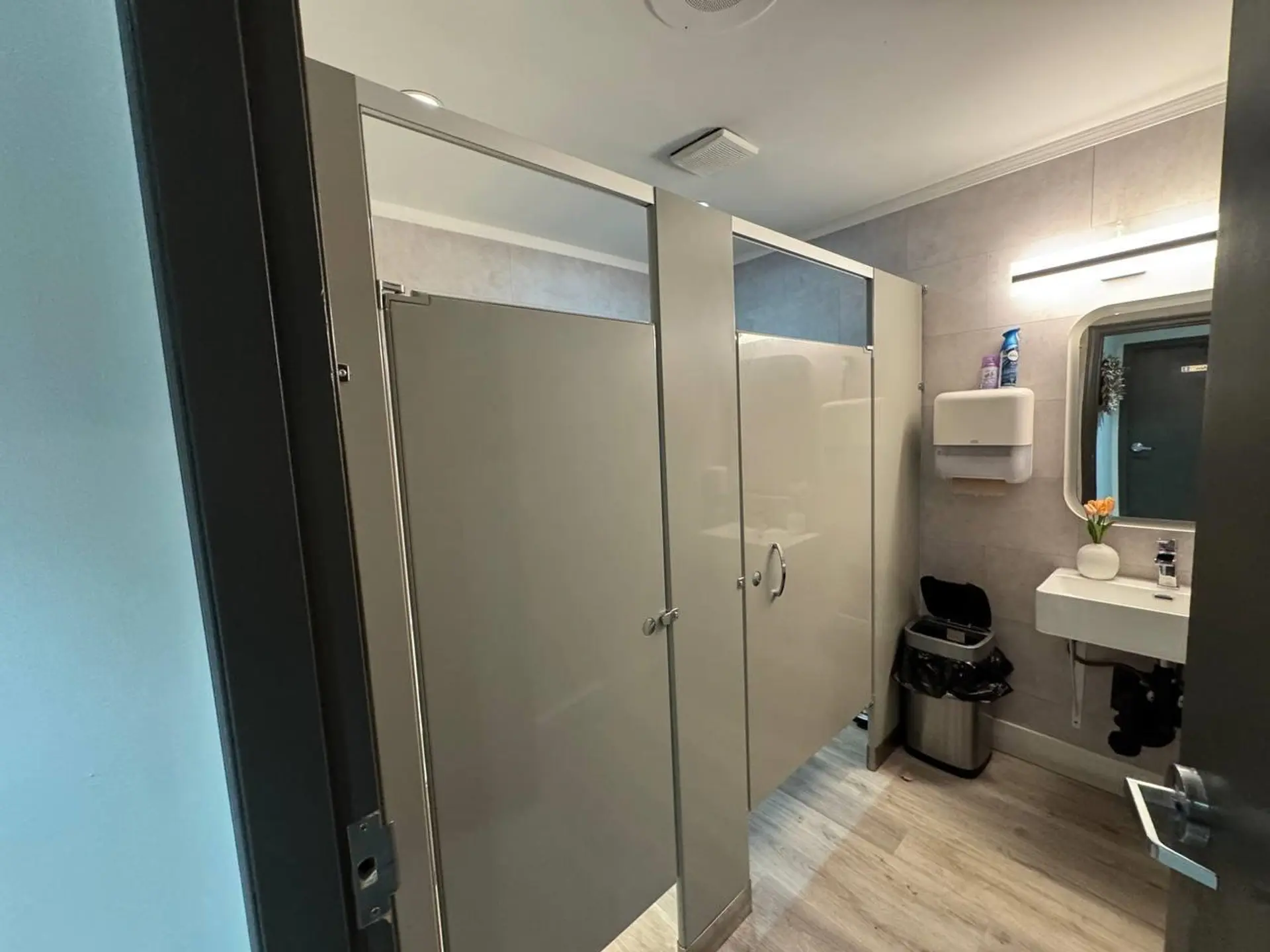 Property at 4624 HASTINGS STREET, Burnaby, BC