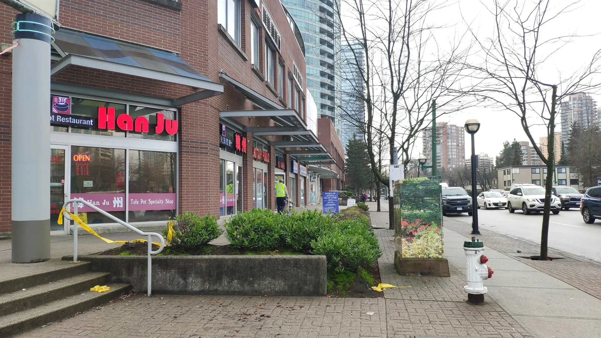 Property at #1219 4500 KINGSWAY, Burnaby, BC