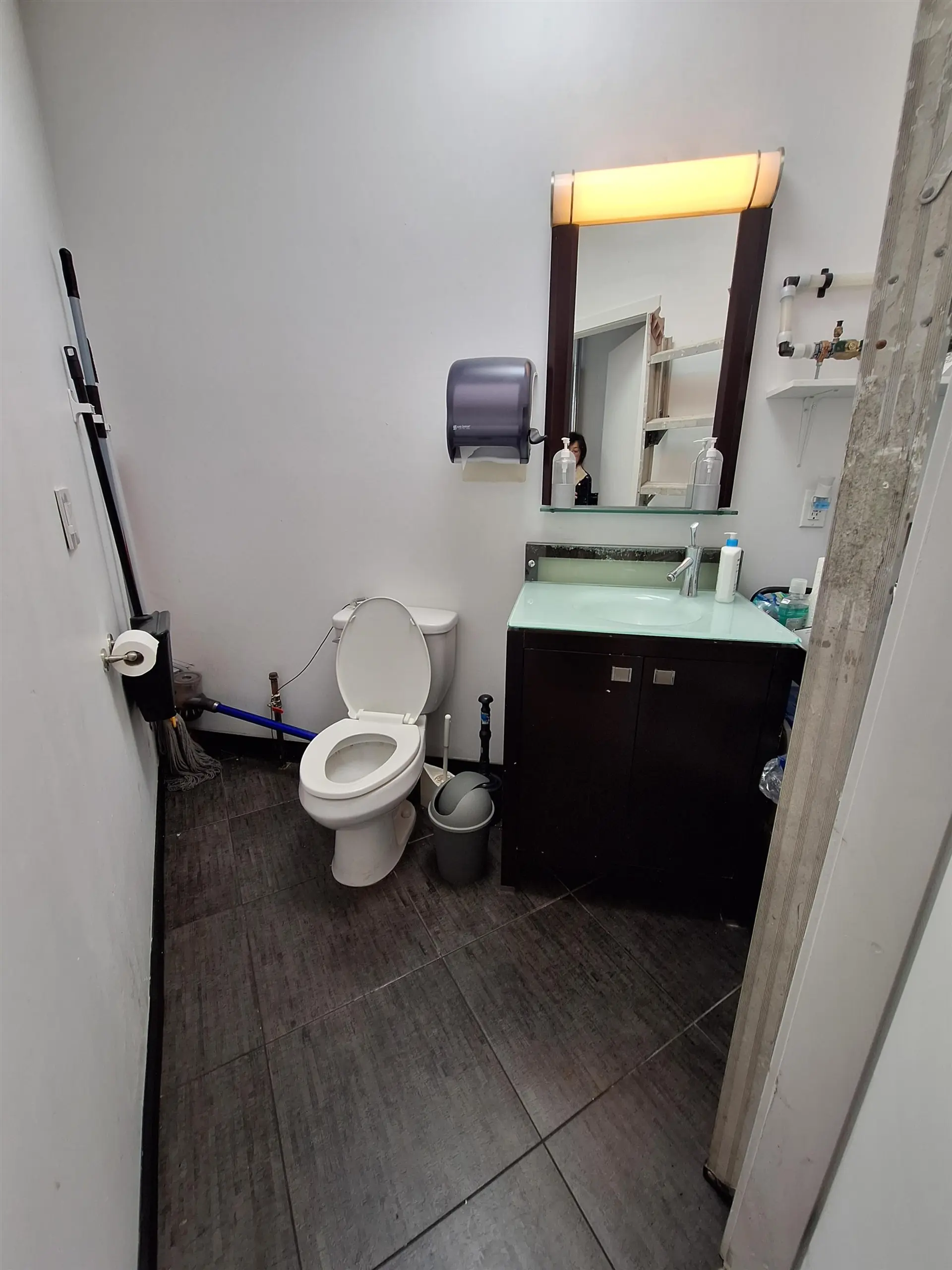 Property at #1219 4500 KINGSWAY, Burnaby, BC