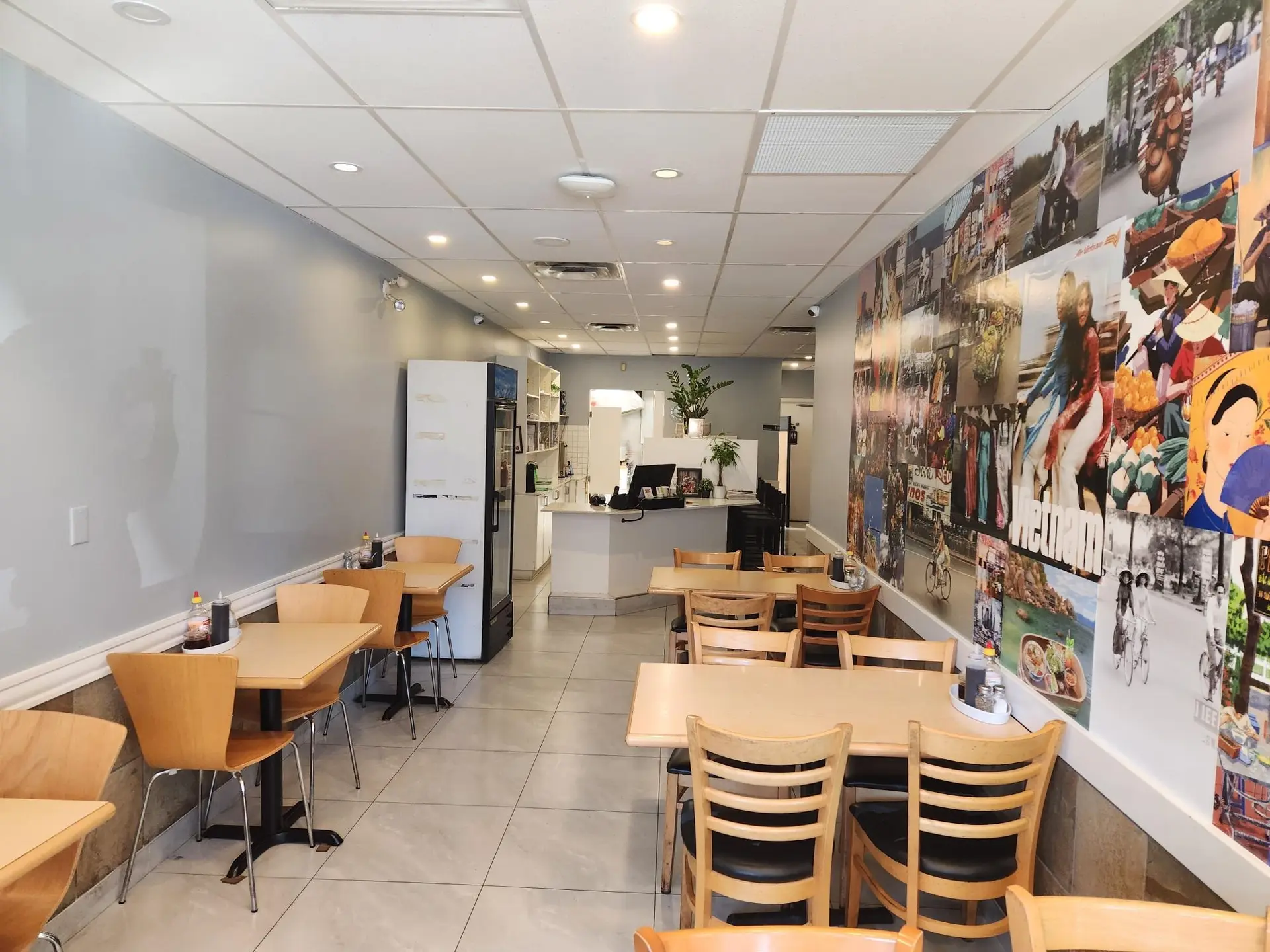 Property at 1643 LONSDALE AVENUE, North Vancouver, BC