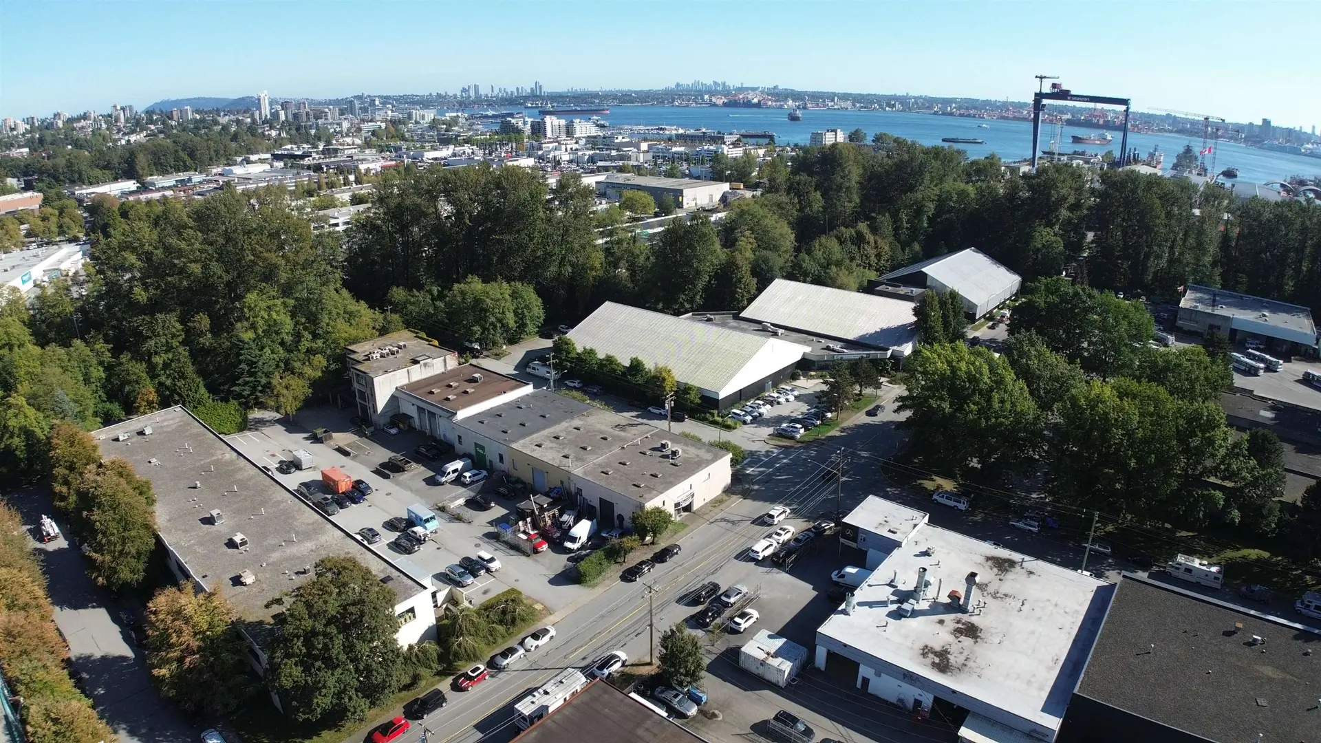 Property at 1300 LLOYD AVENUE, North Vancouver, BC