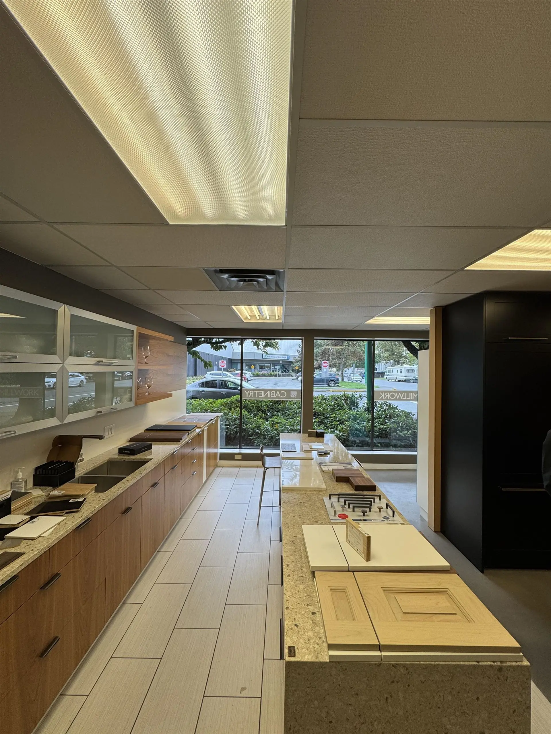 Property at 1300 LLOYD AVENUE, North Vancouver, BC