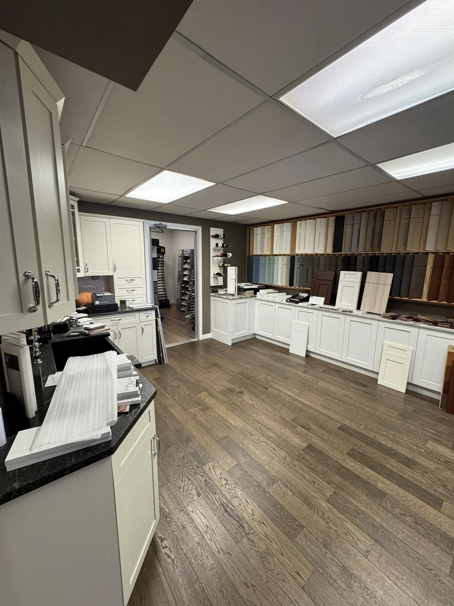 Property at 1300 LLOYD AVENUE, North Vancouver, BC