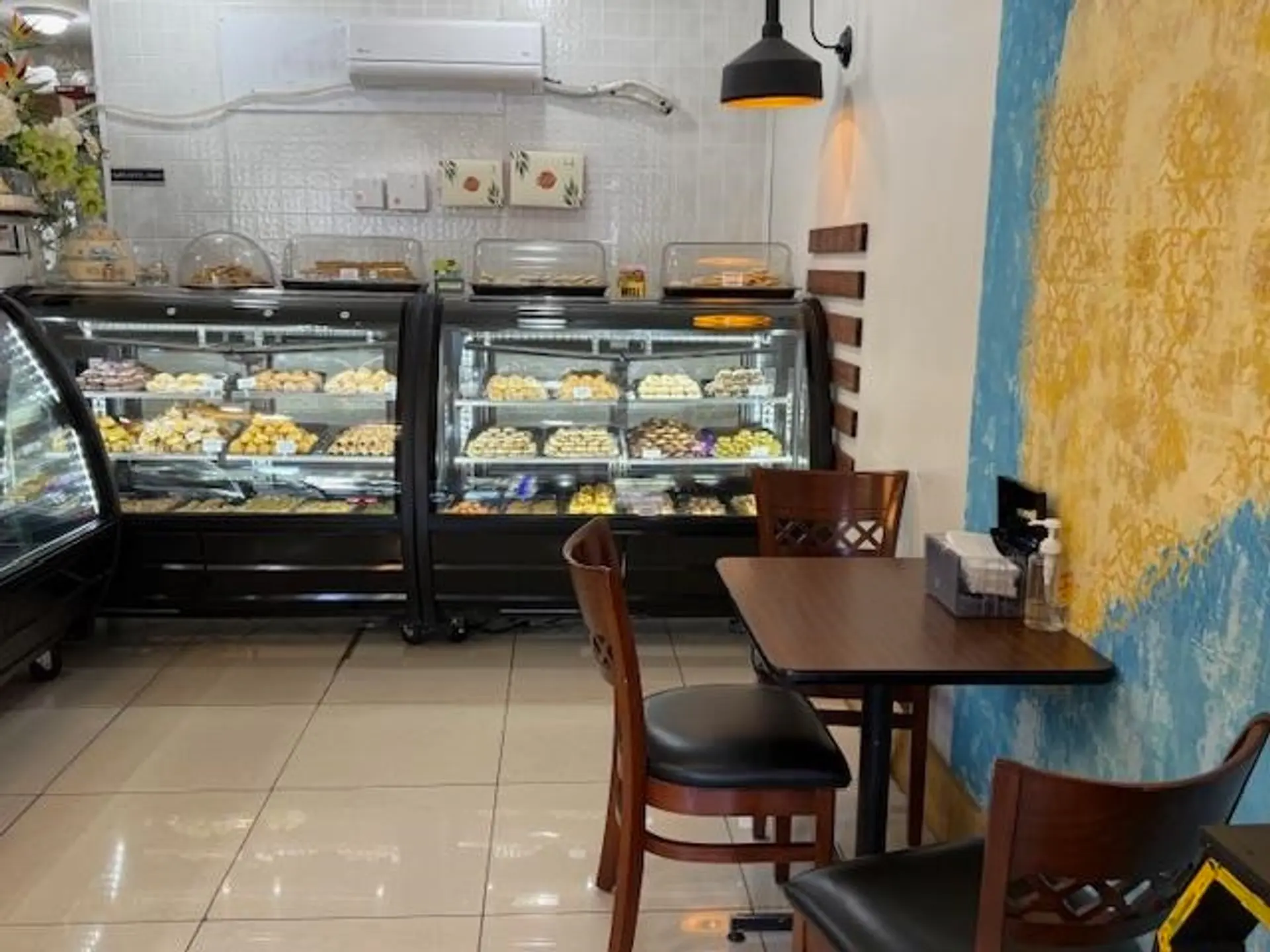 Property at 1460 MARINE DRIVE, West Vancouver, BC