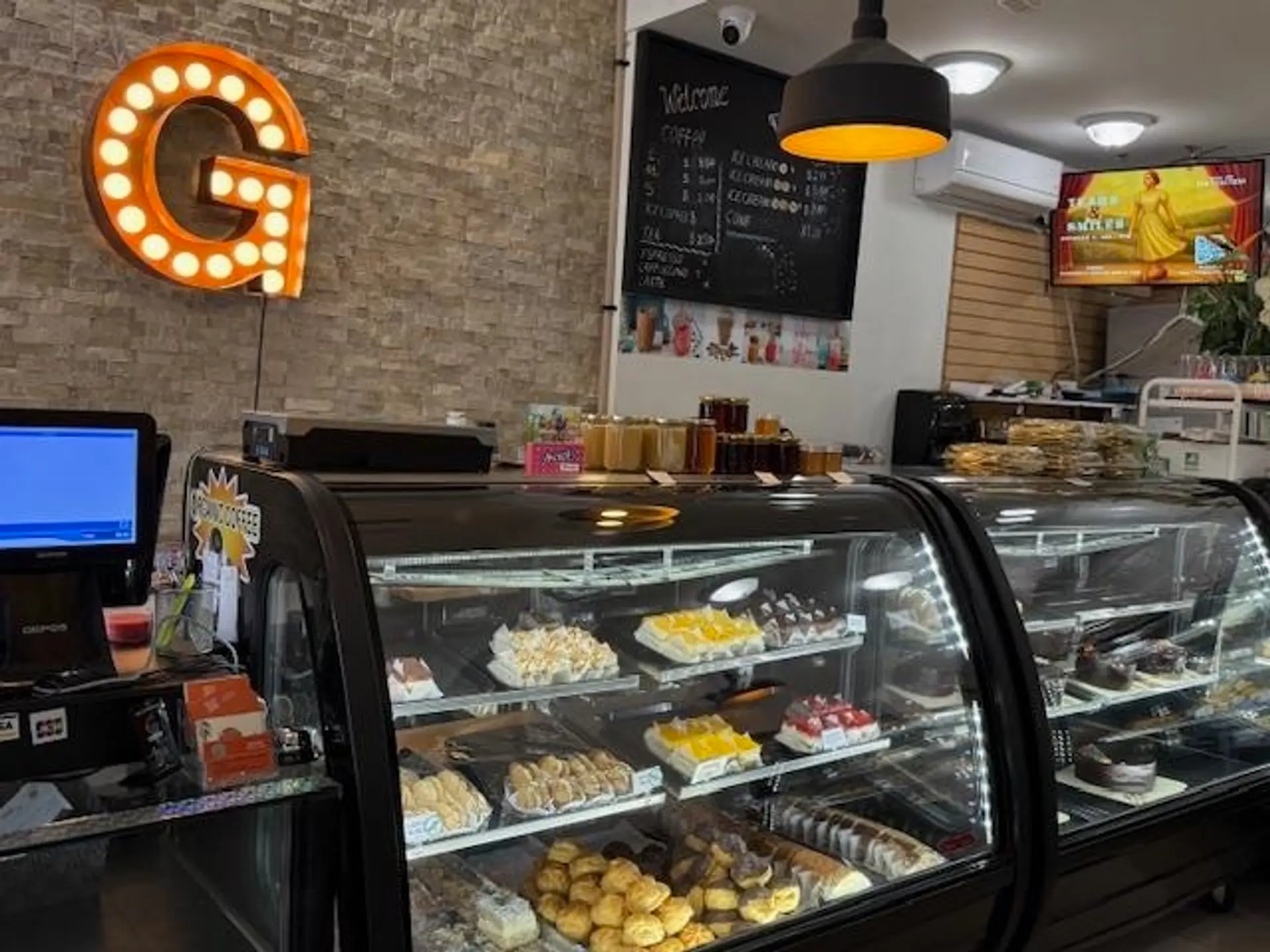 Property at 1460 MARINE DRIVE, West Vancouver, BC