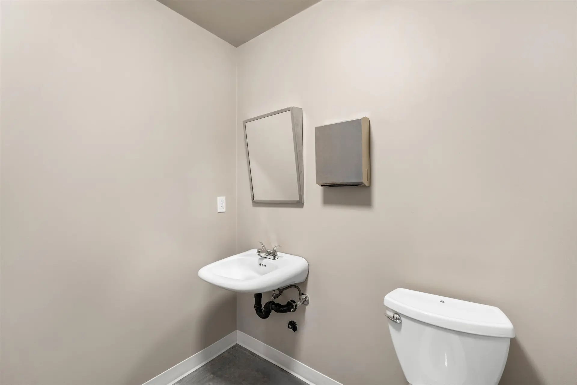 Property at #4 7327 INDUSTRIAL WAY, Pemberton, BC