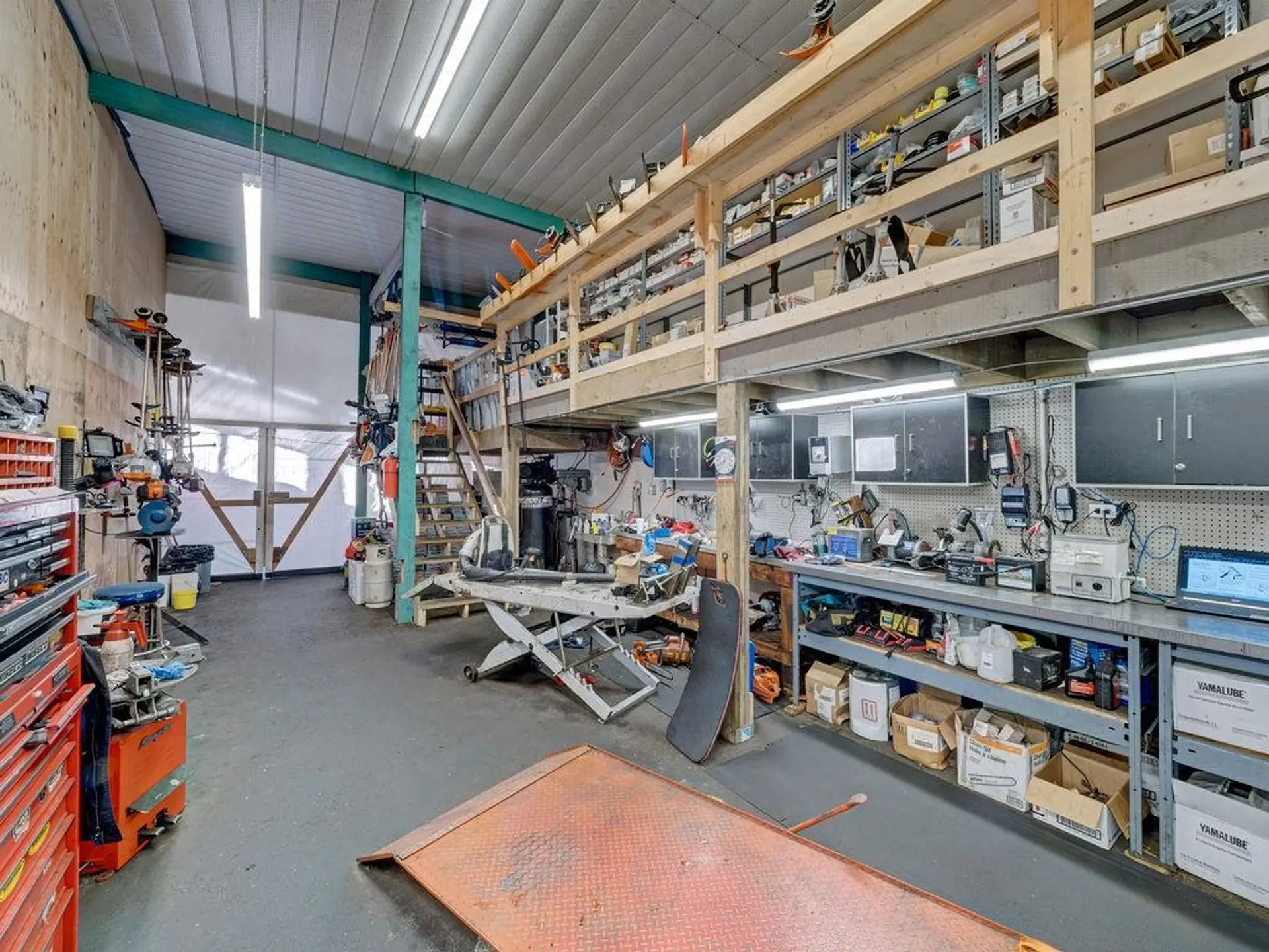 Property at 921 GIBSONS WAY, Gibsons, BC