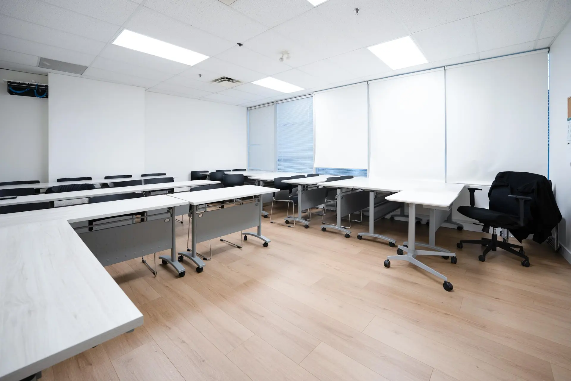 Property at #306-310 4538 KINGSWAY, Burnaby, BC