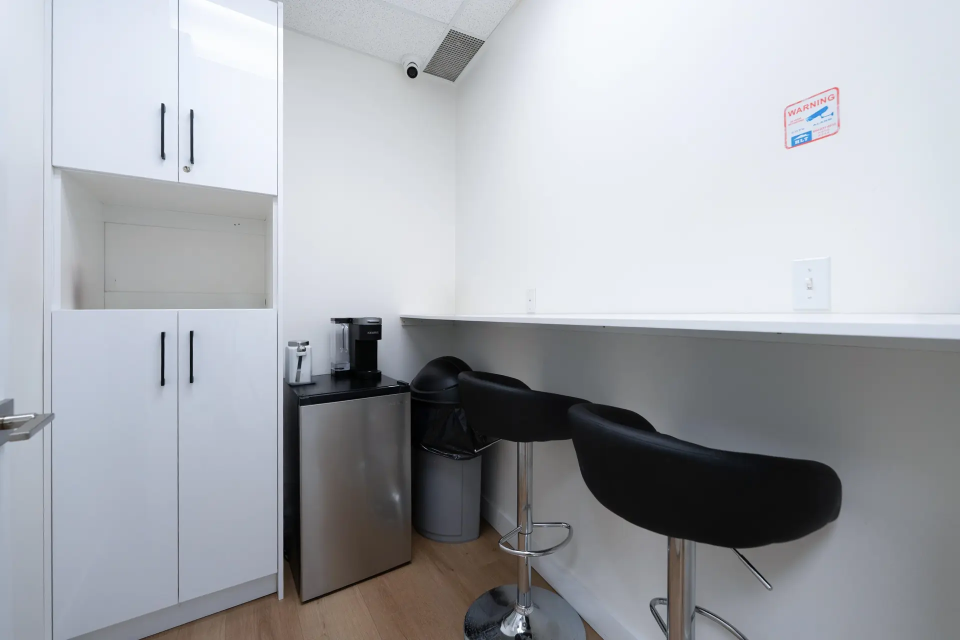 Property at #306-310 4538 KINGSWAY, Burnaby, BC