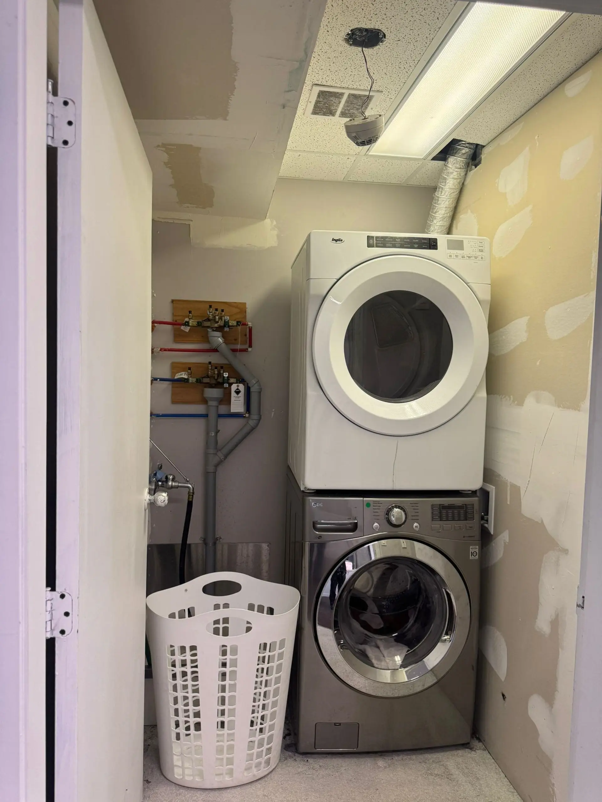 Property at #201A 31838 S FRASER WAY, Abbotsford, BC