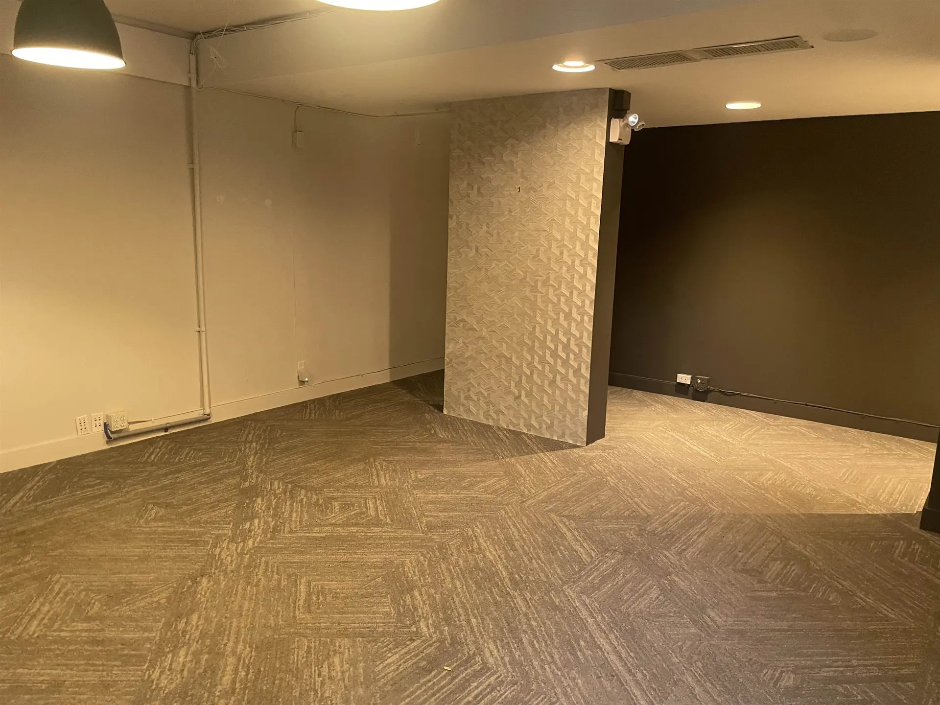 Property at #102 15240 THRIFT AVENUE, White Rock, BC