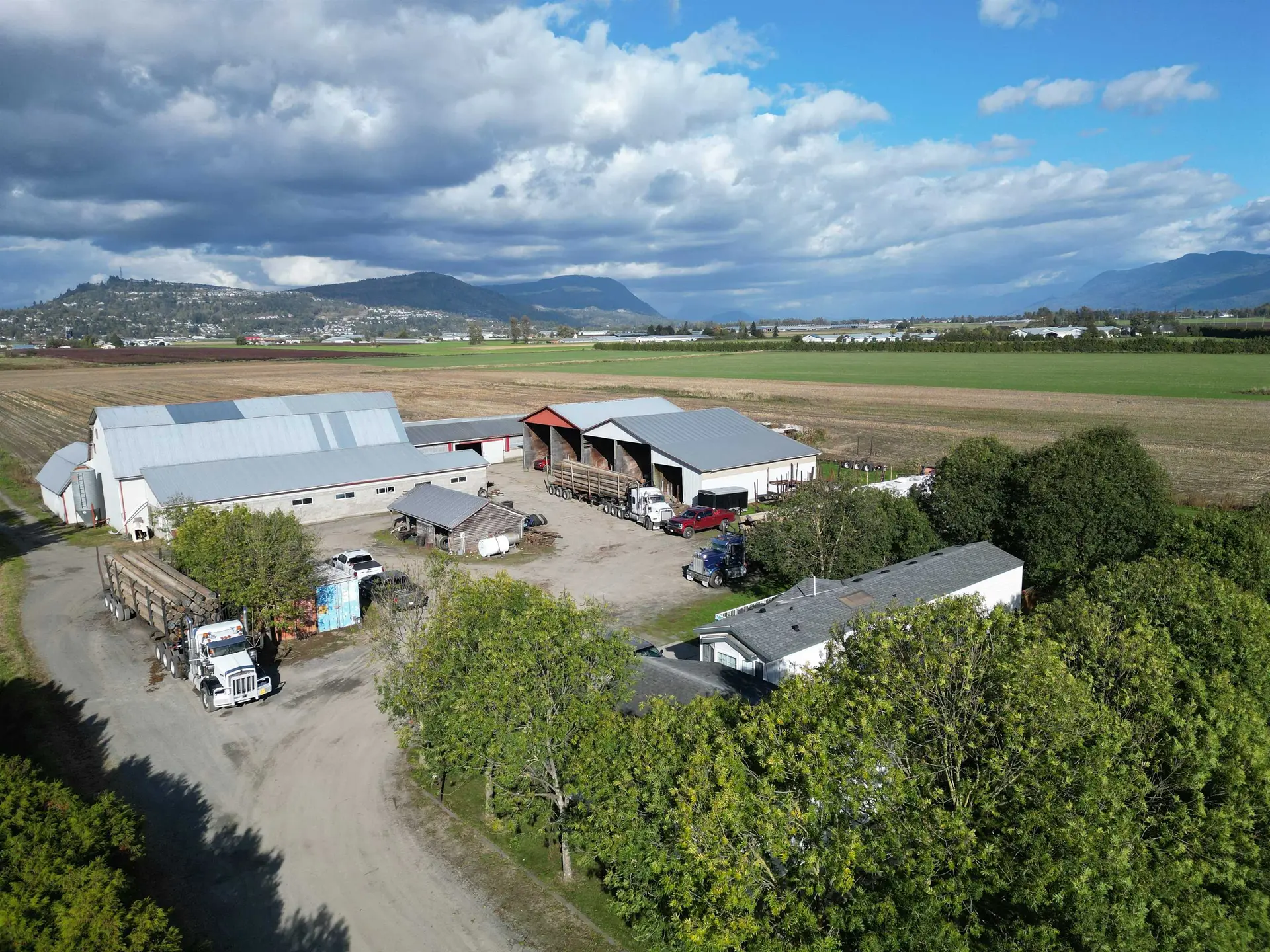 Property at 34811 2 AVENUE, Abbotsford, BC