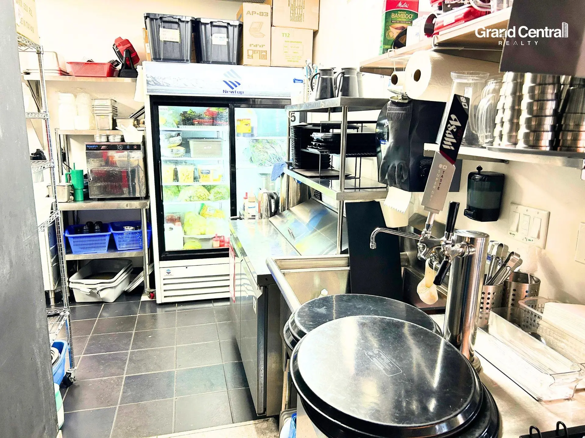 Property at #6 4300 KINGSWAY, Burnaby, BC