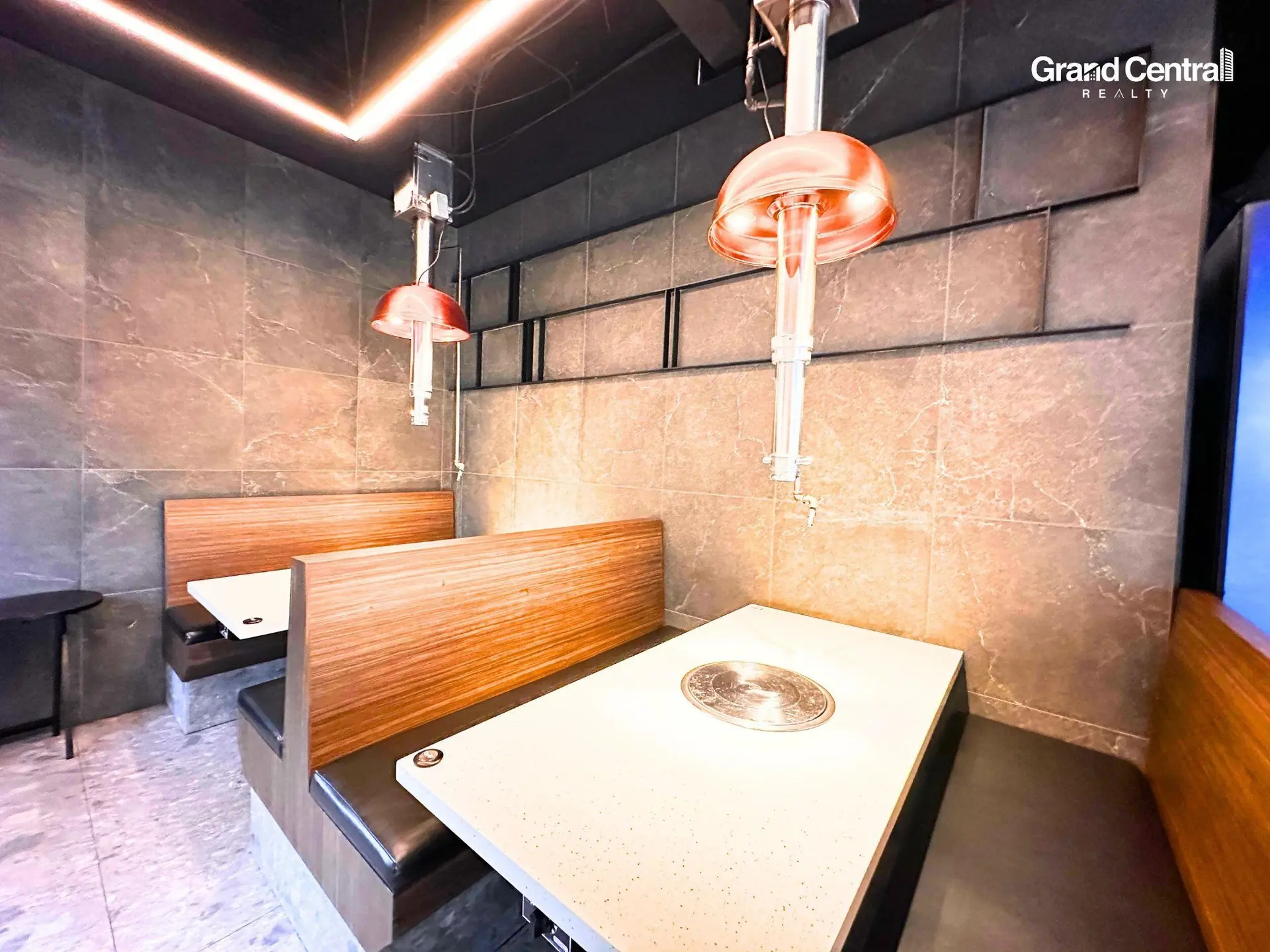 Property at #6 4300 KINGSWAY, Burnaby, BC