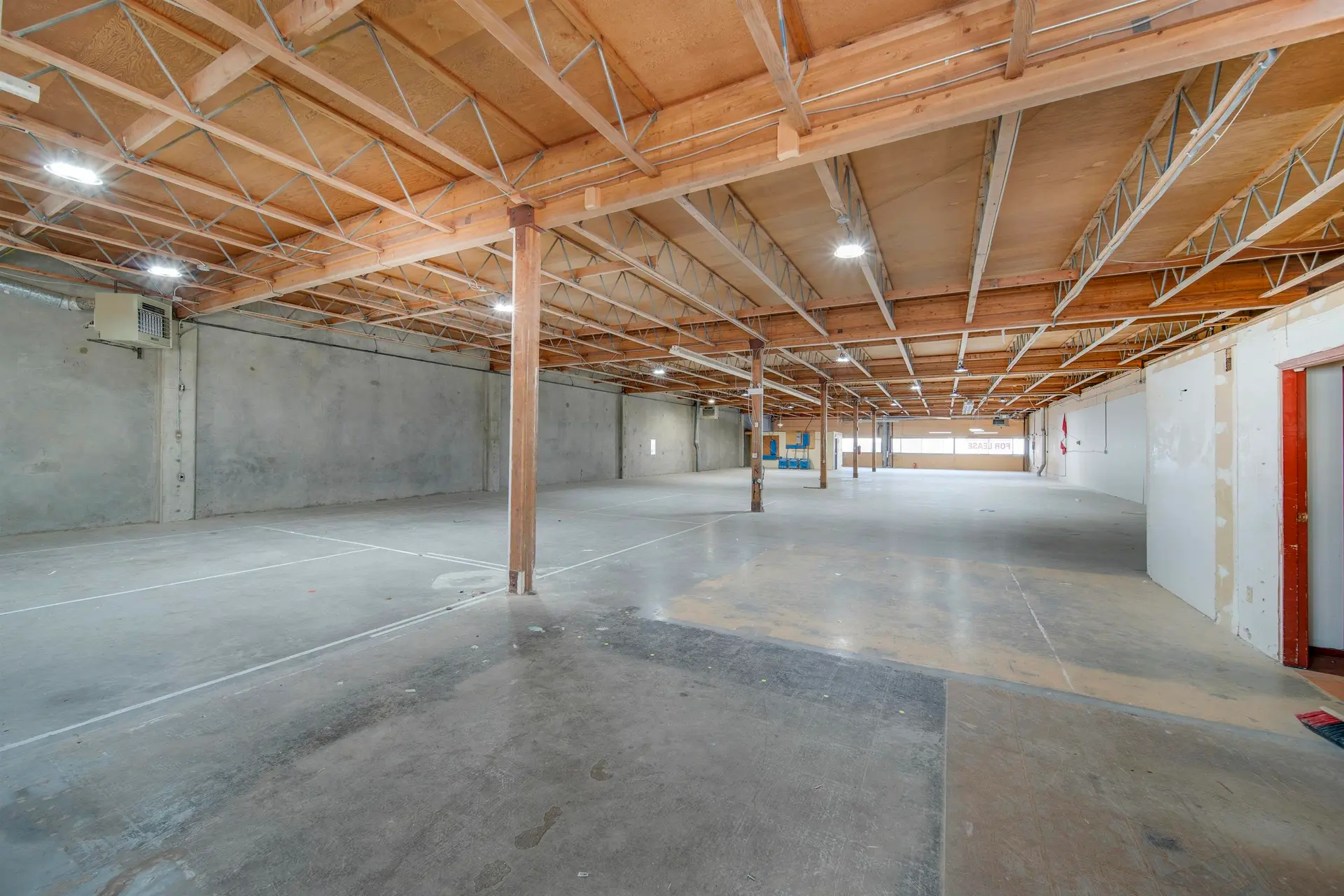 Property at 977 W 1ST STREET, North Vancouver, BC