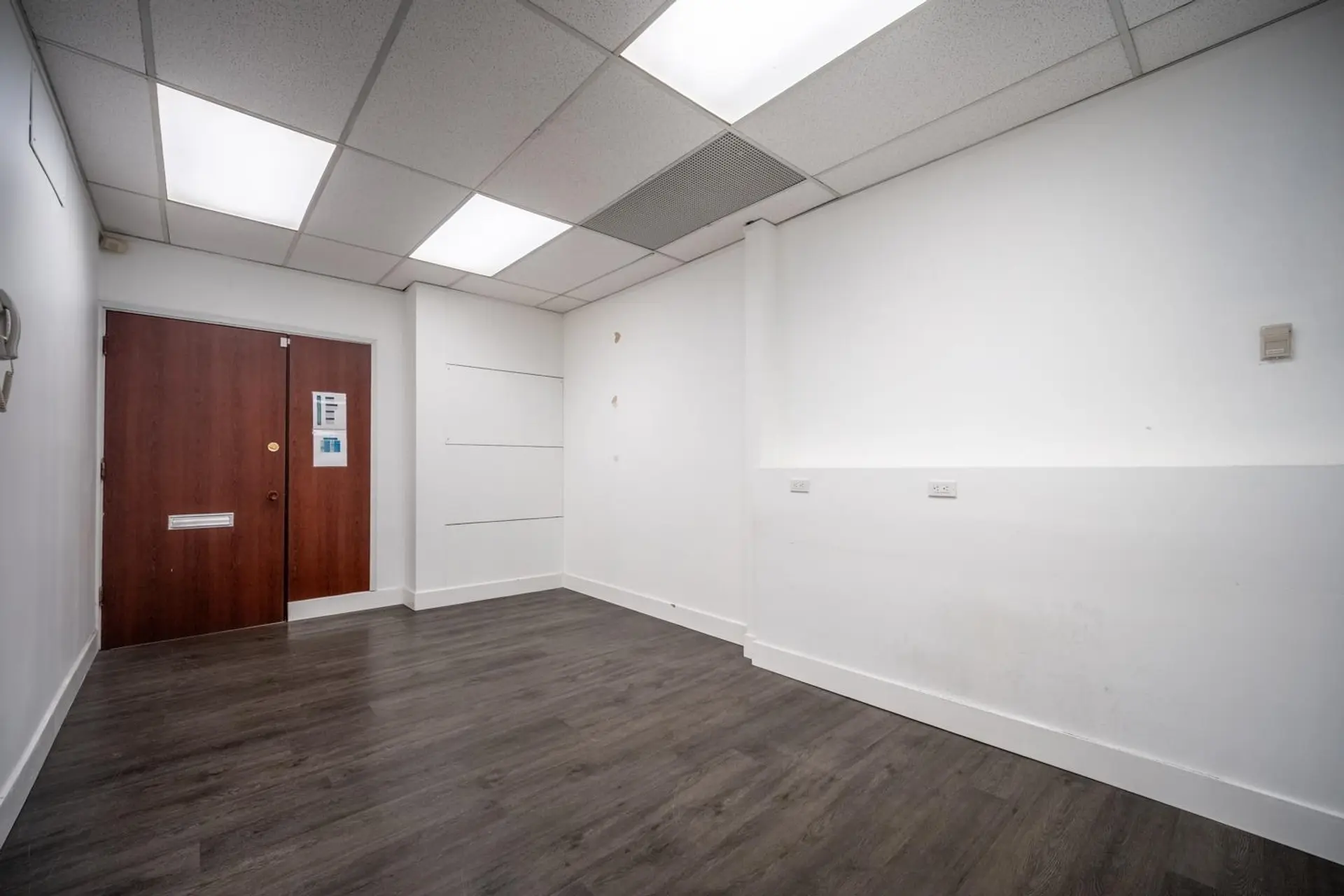 Property at #230 522 SEVENTH STREET, New Westminster, BC