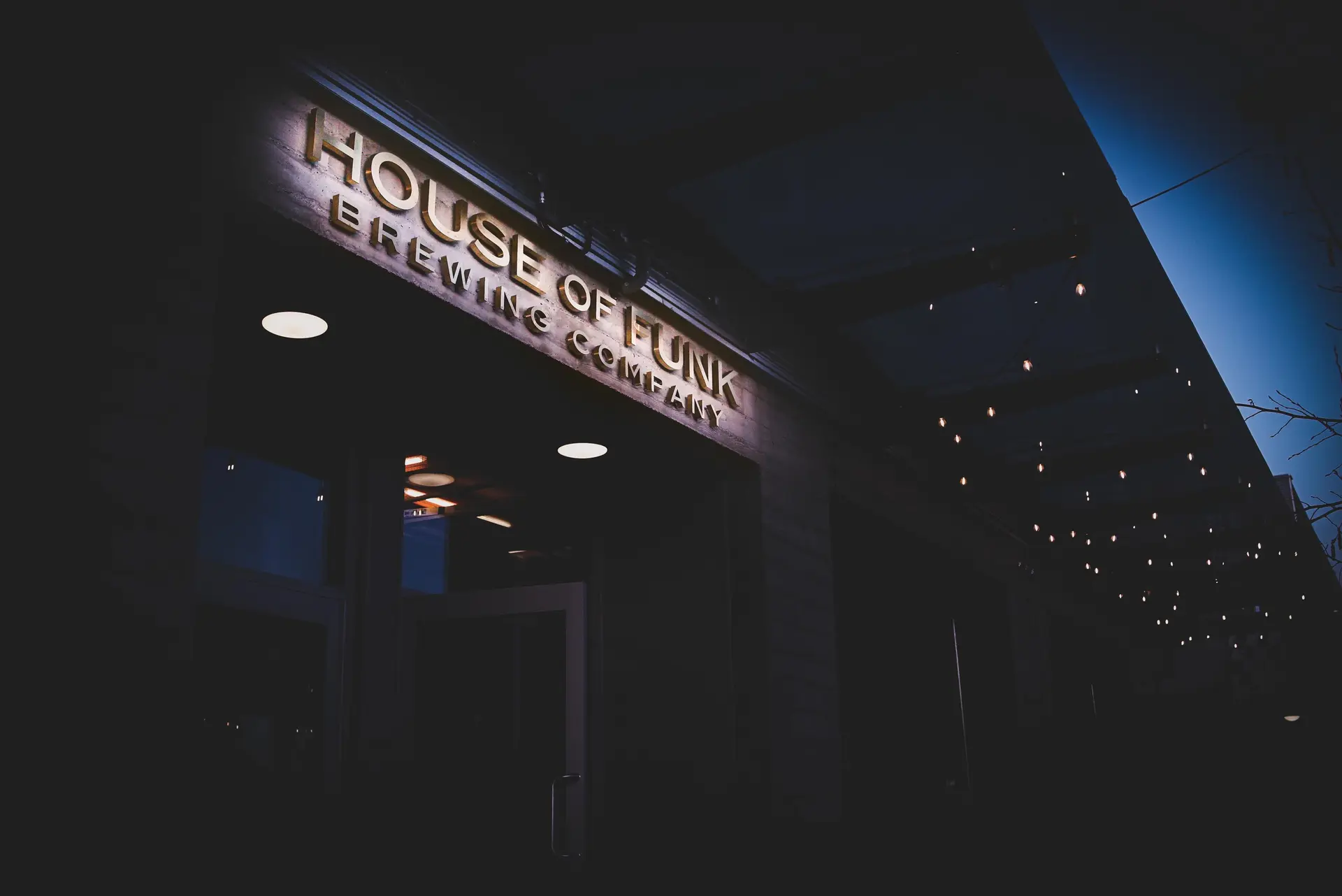 Property at 350 ESPLANADE E, North Vancouver, BC