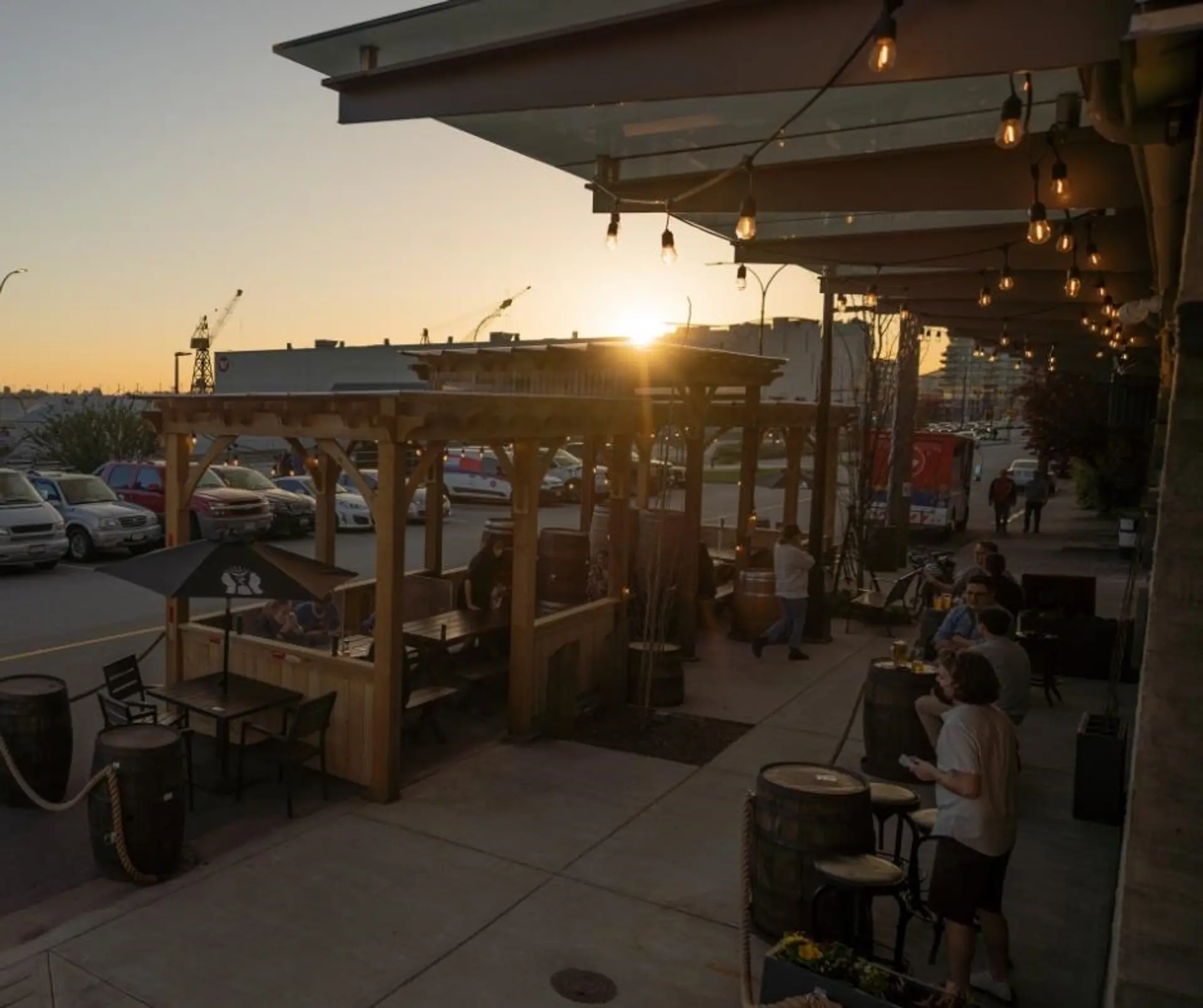 Property at 350 ESPLANADE E, North Vancouver, BC