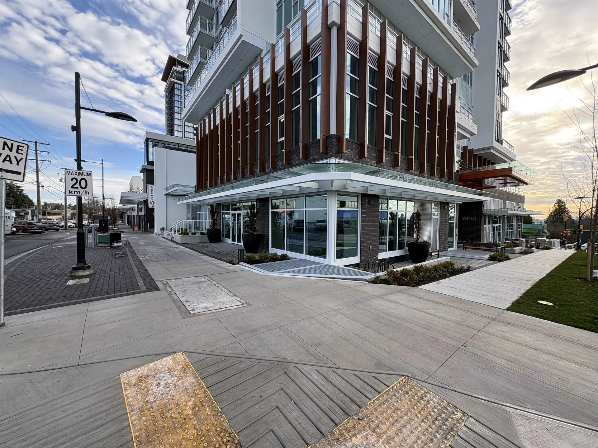 Property at 1030 RIDGEWAY AVENUE, Coquitlam, BC