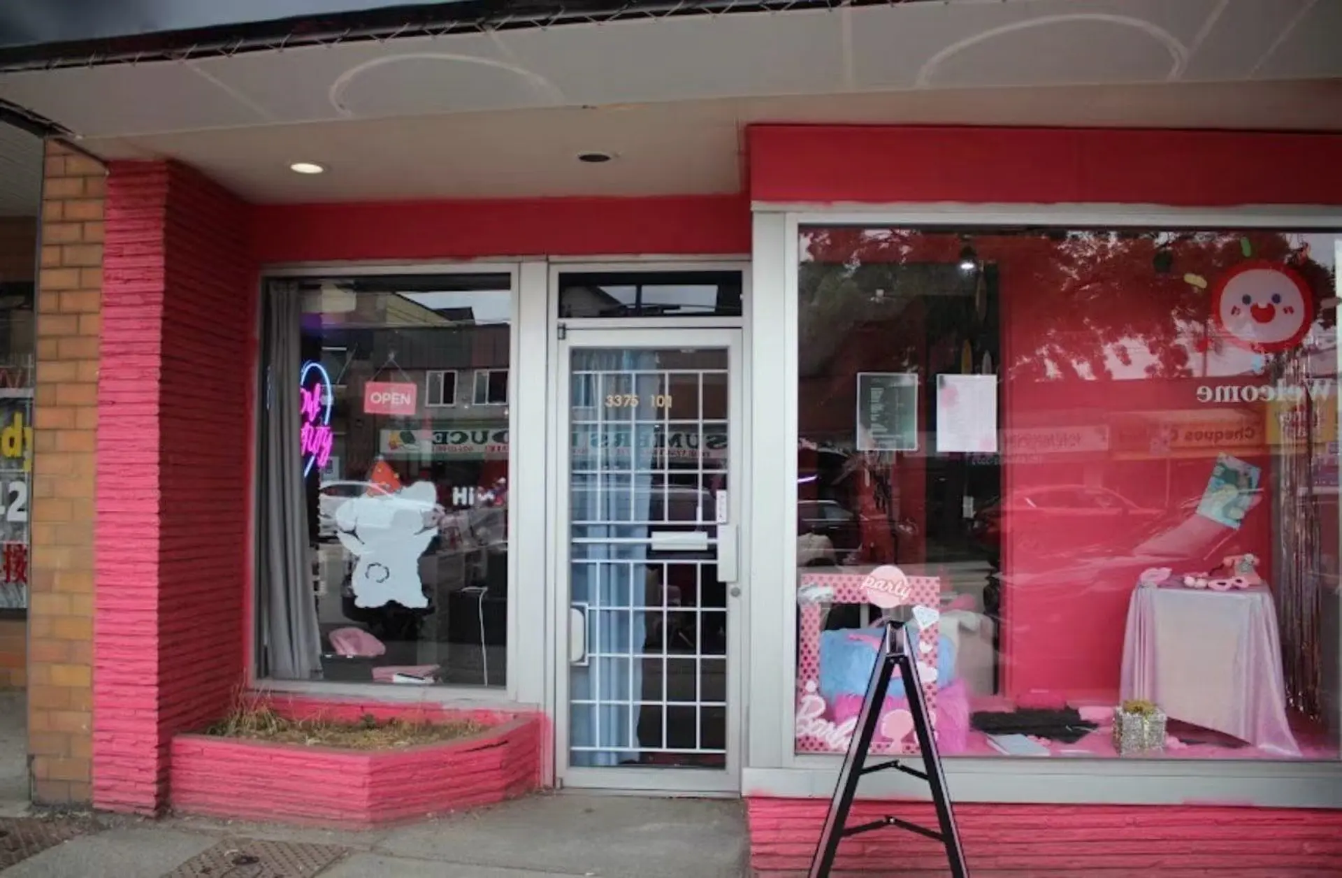 Property at #101 3375 KINGSWAY, Vancouver, BC