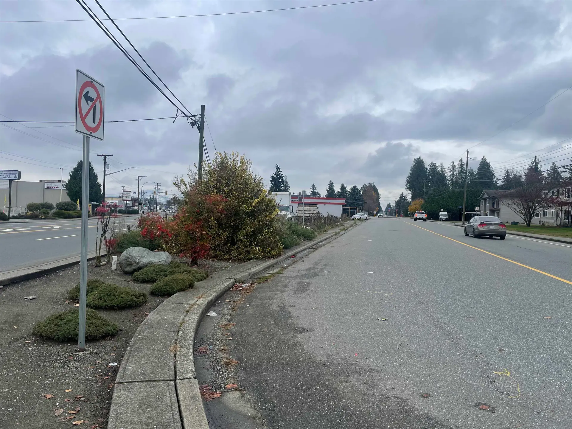 Property at 31648 SOUTH FRASER WAY, Abbotsford, BC