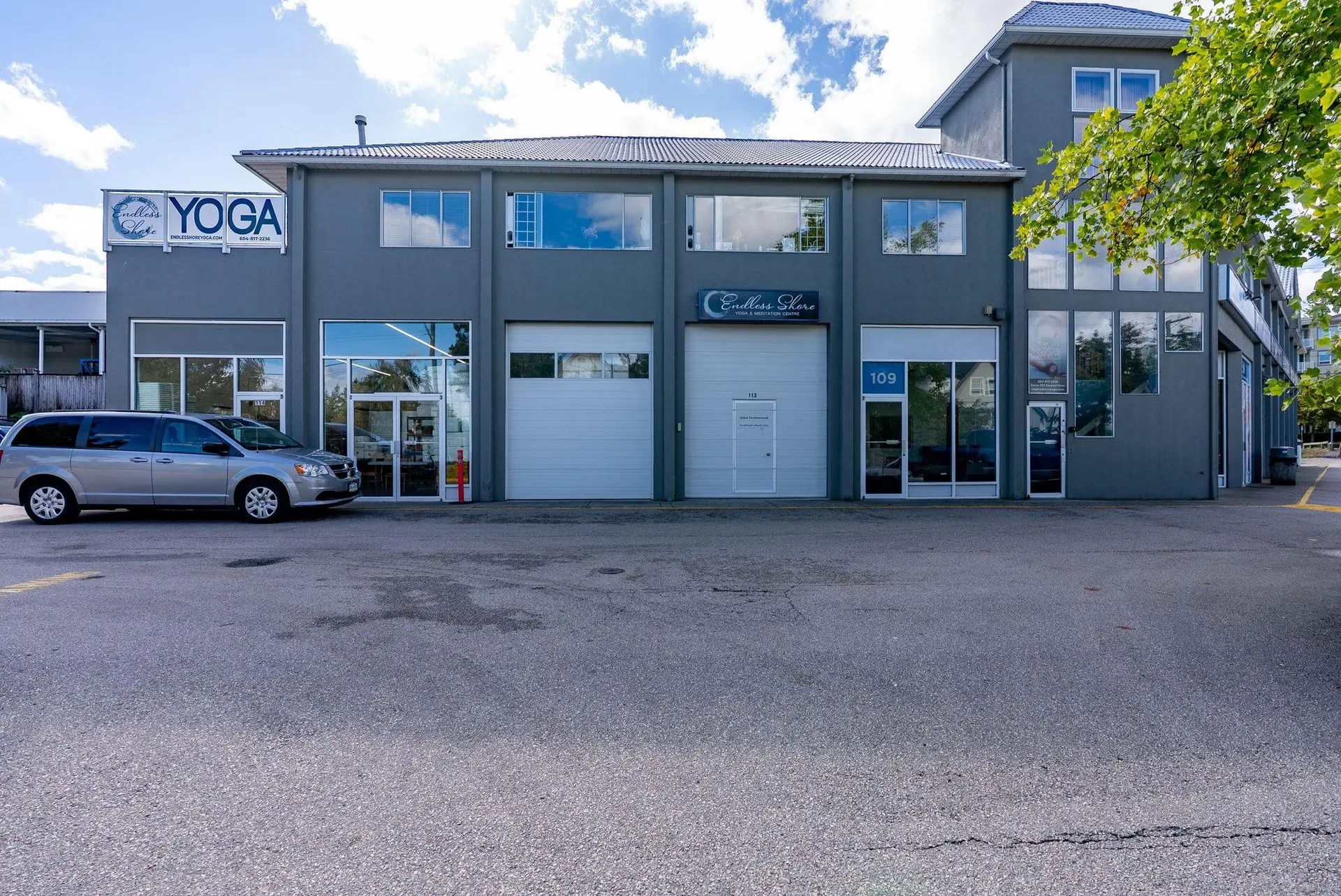 Property at 2570 KING GEORGE BOULEVARD, Surrey, BC