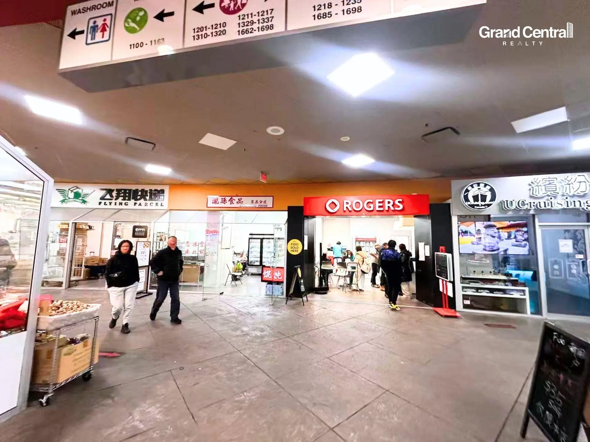 Property at #1210 4500 KINGSWAY, Burnaby, BC