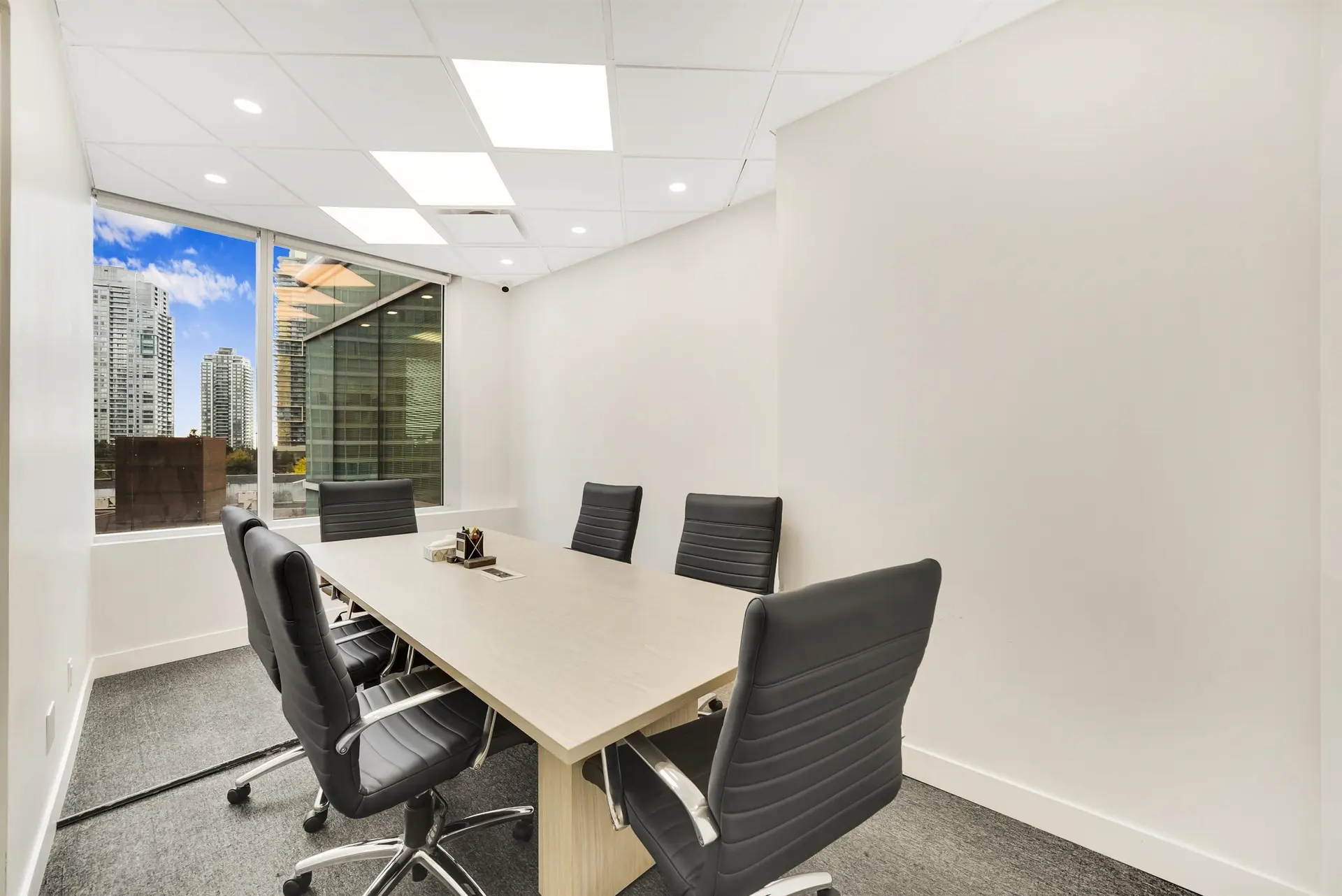 Property at #606 4538 KINGSWAY, Burnaby, BC