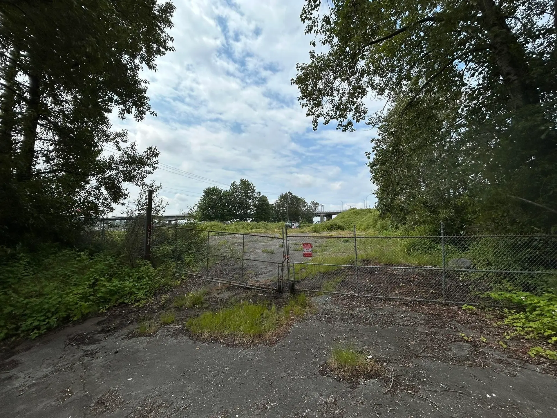 Property at 520 TWENTY FIRST STREET, New Westminster, BC