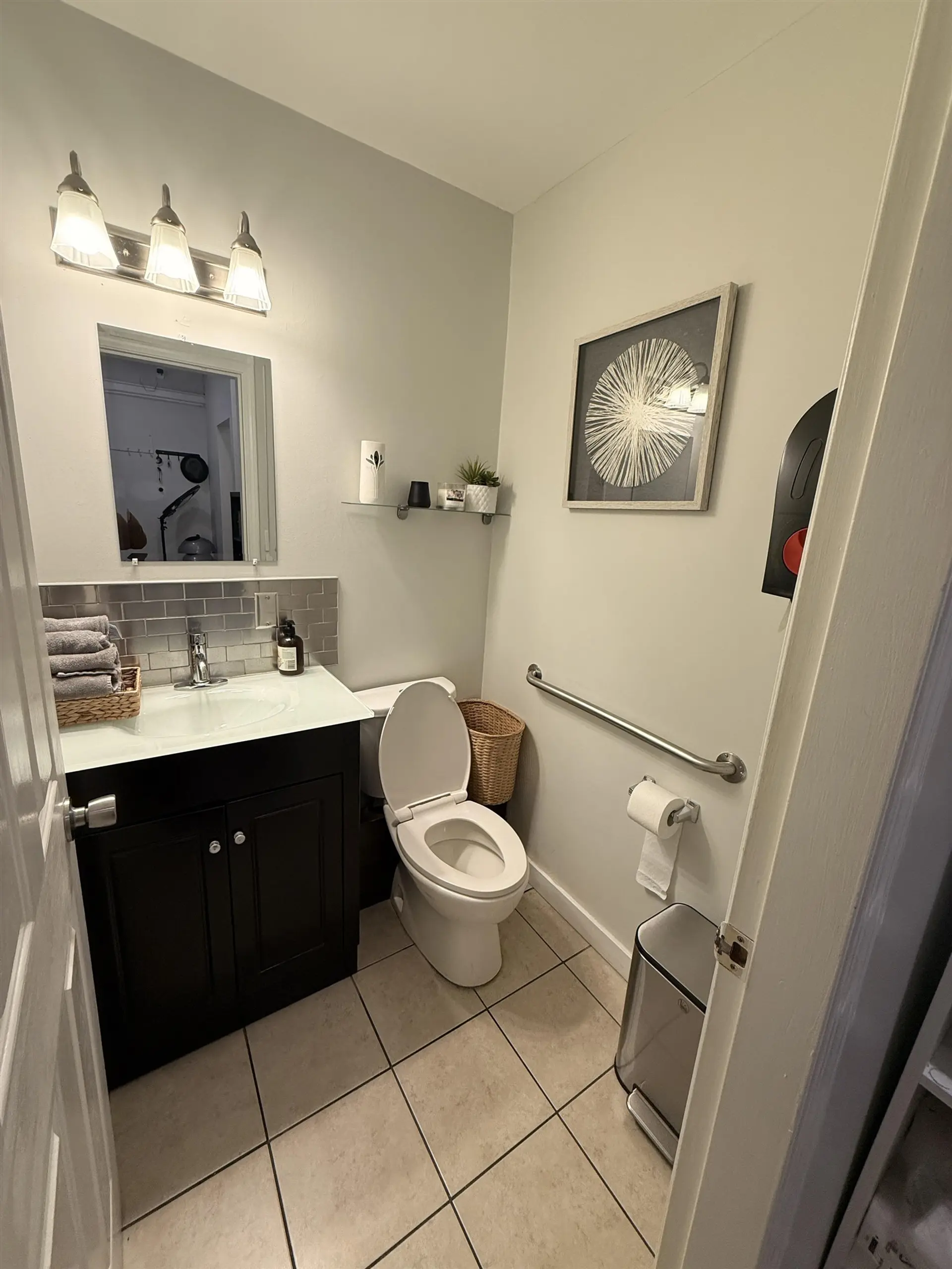 Property at 1471 MARINE DRIVE, West Vancouver, BC