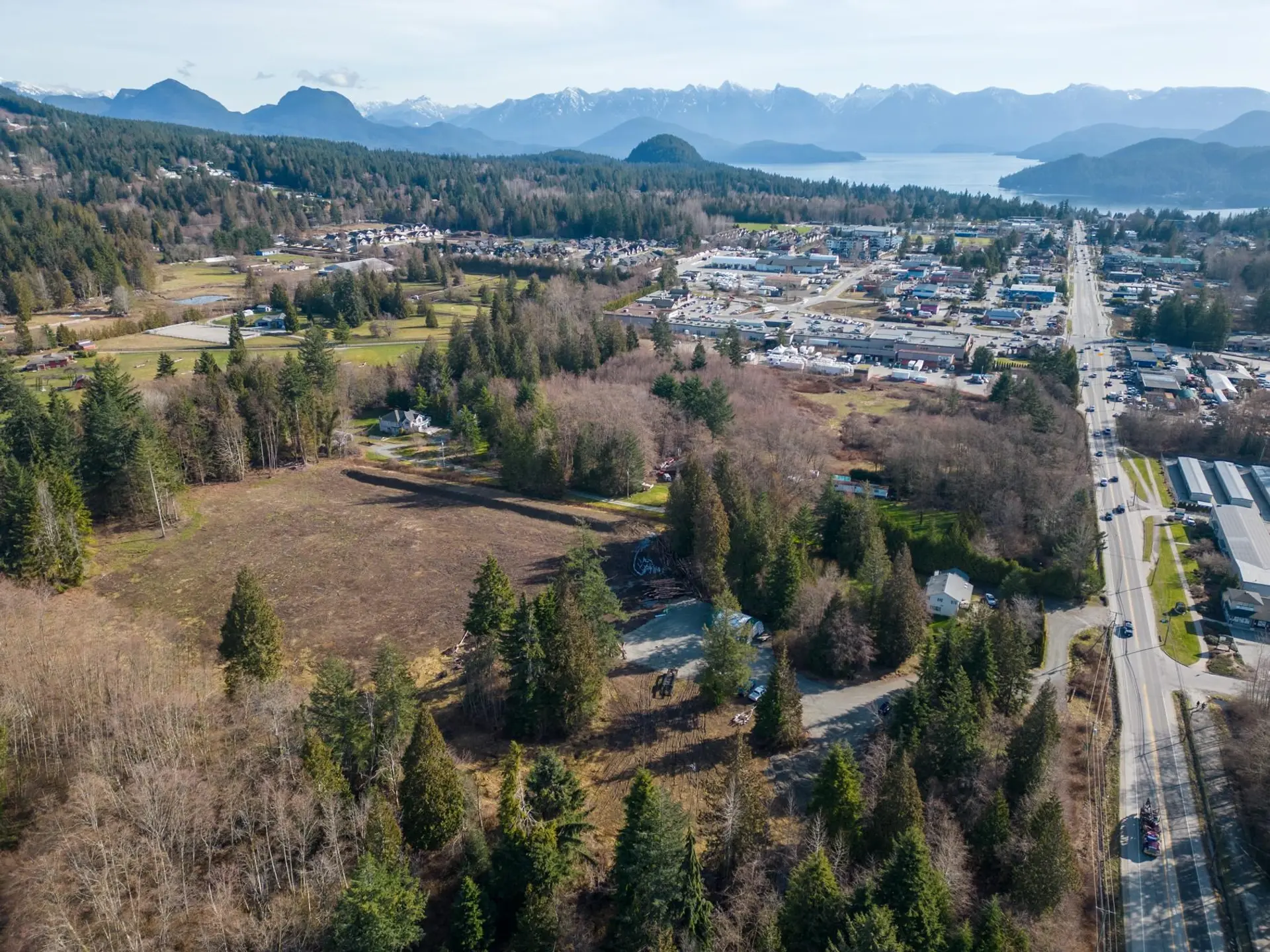 Property at 1186 SUNSHINE COAST HIGHWAY, Gibsons, BC