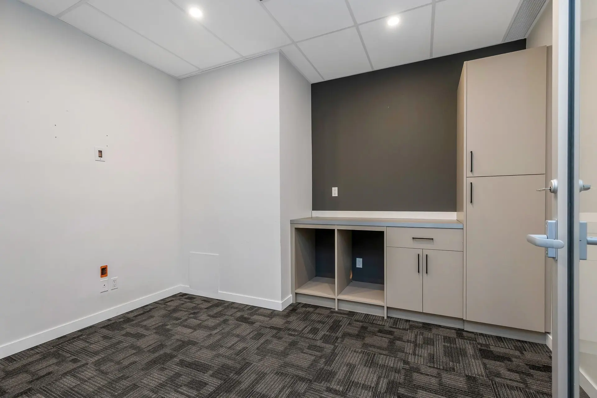 Property at #206 33119 SOUTH FRASER WAY, Abbotsford, BC