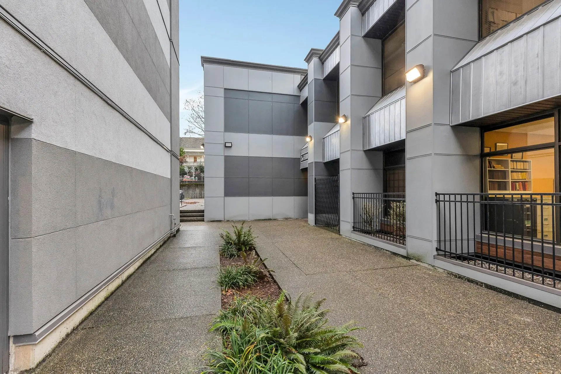 Property at #206 33119 SOUTH FRASER WAY, Abbotsford, BC