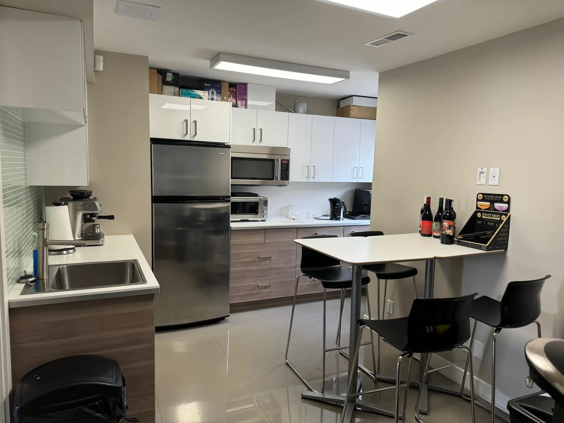 Property at #300 310 EAST ESPLANADE, North Vancouver, BC