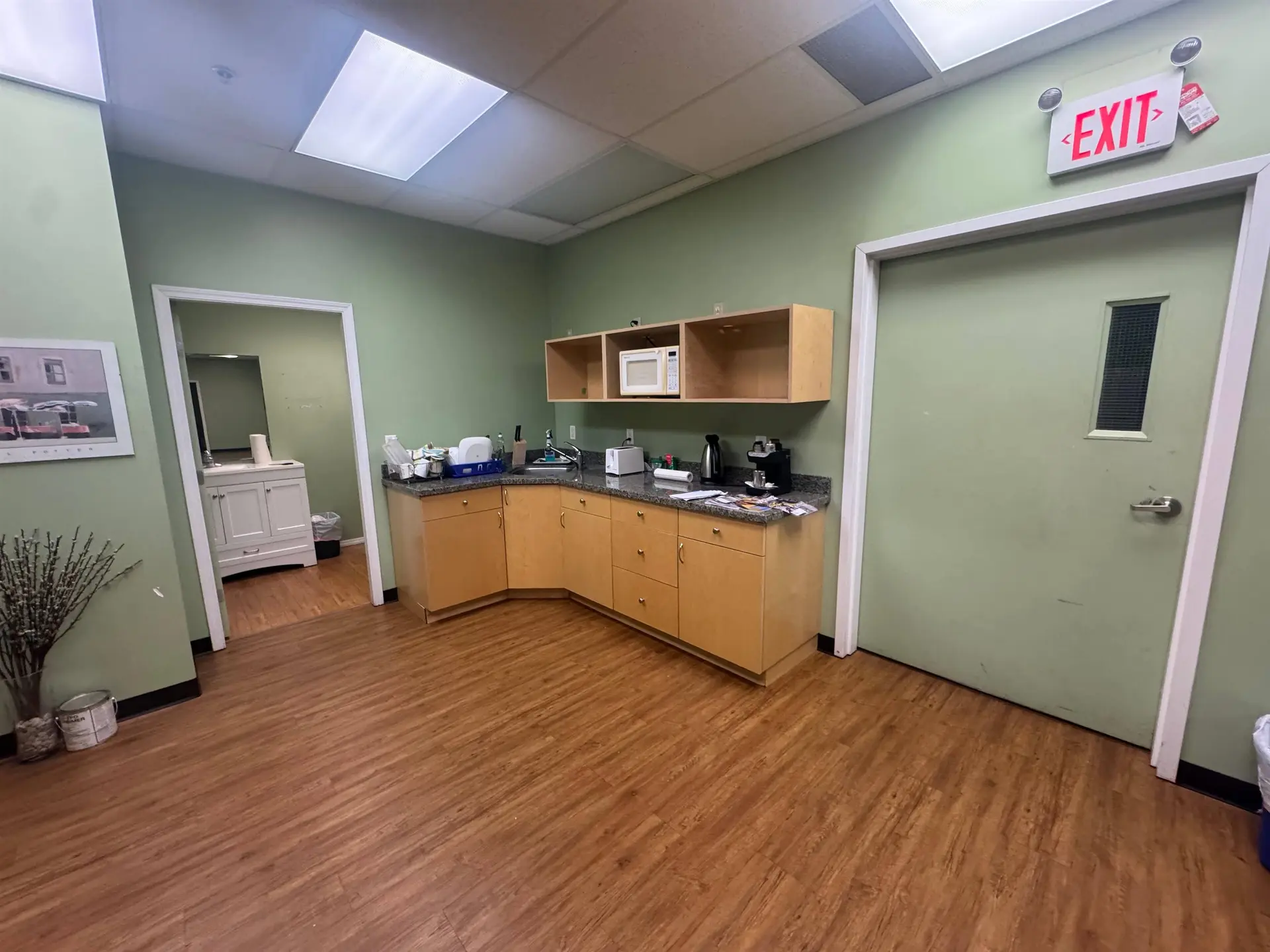 Property at #2108-2109 1225 KINGSWAY AVENUE, Port Coquitlam, BC