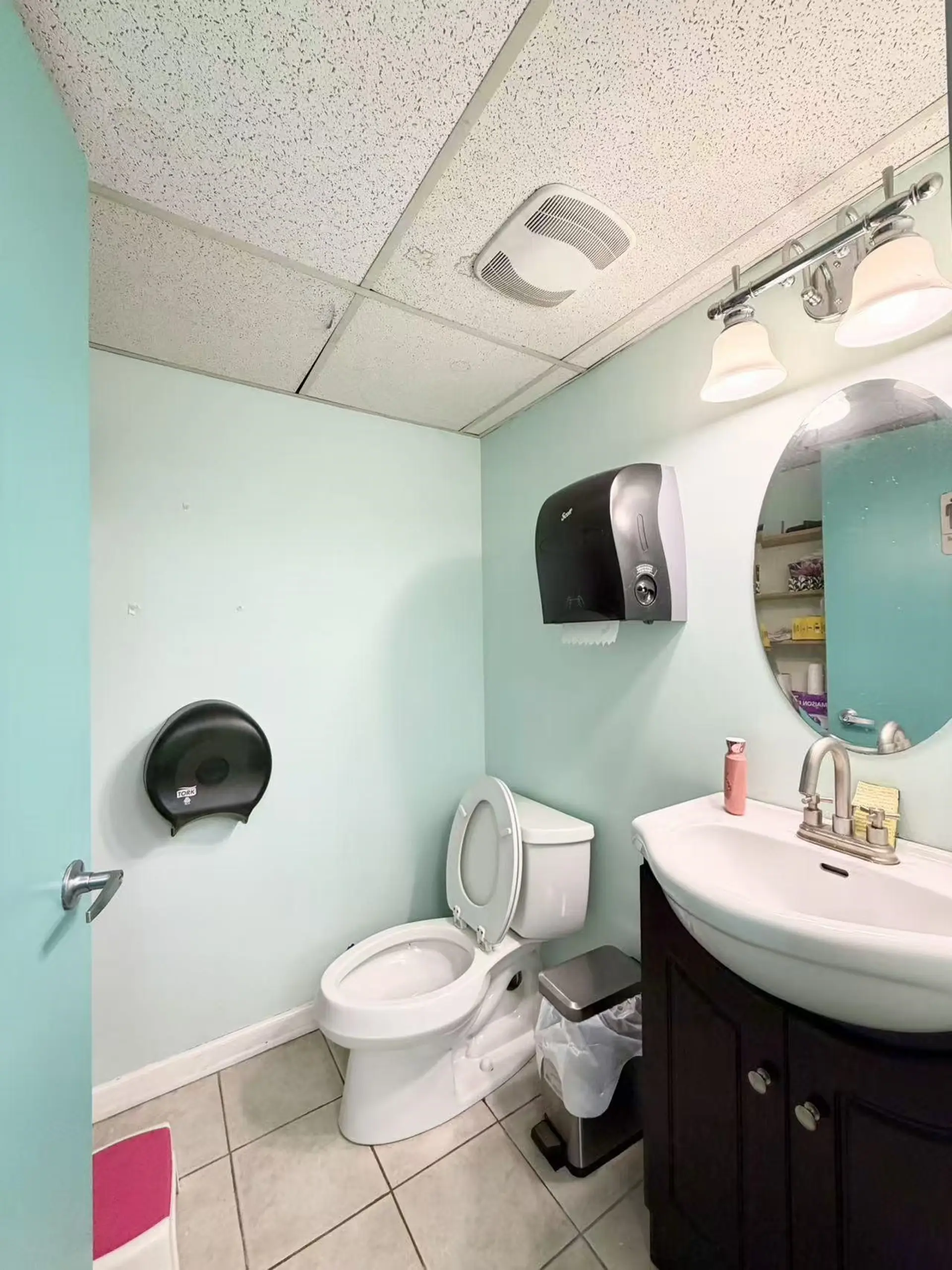 Property at #610 4400 HAZELBRIDGE WAY, Richmond, BC