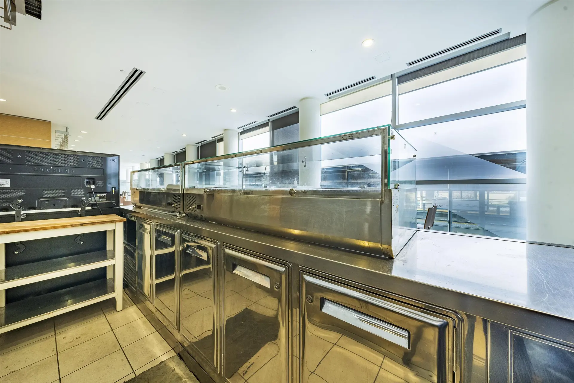 Property at #3320 4000 NO. 3 ROAD, Richmond, BC