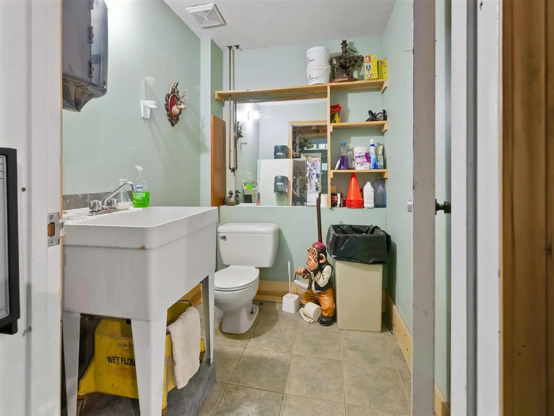 Property at #2A 747 NORTH ROAD, Gibsons, BC