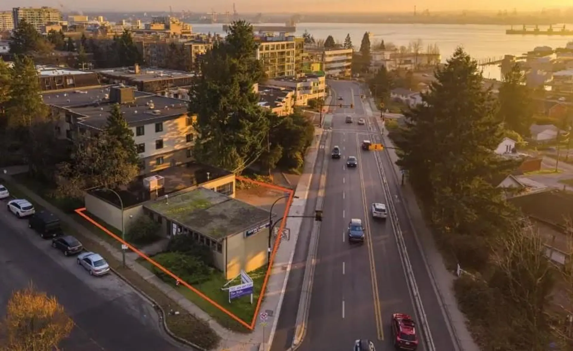 Property at 339 W 2ND STREET, North Vancouver, BC