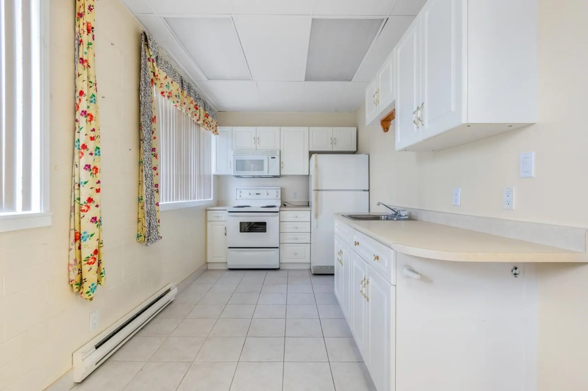 Property at 6866 & 6868 RUSSELL AVENUE, Burnaby, BC