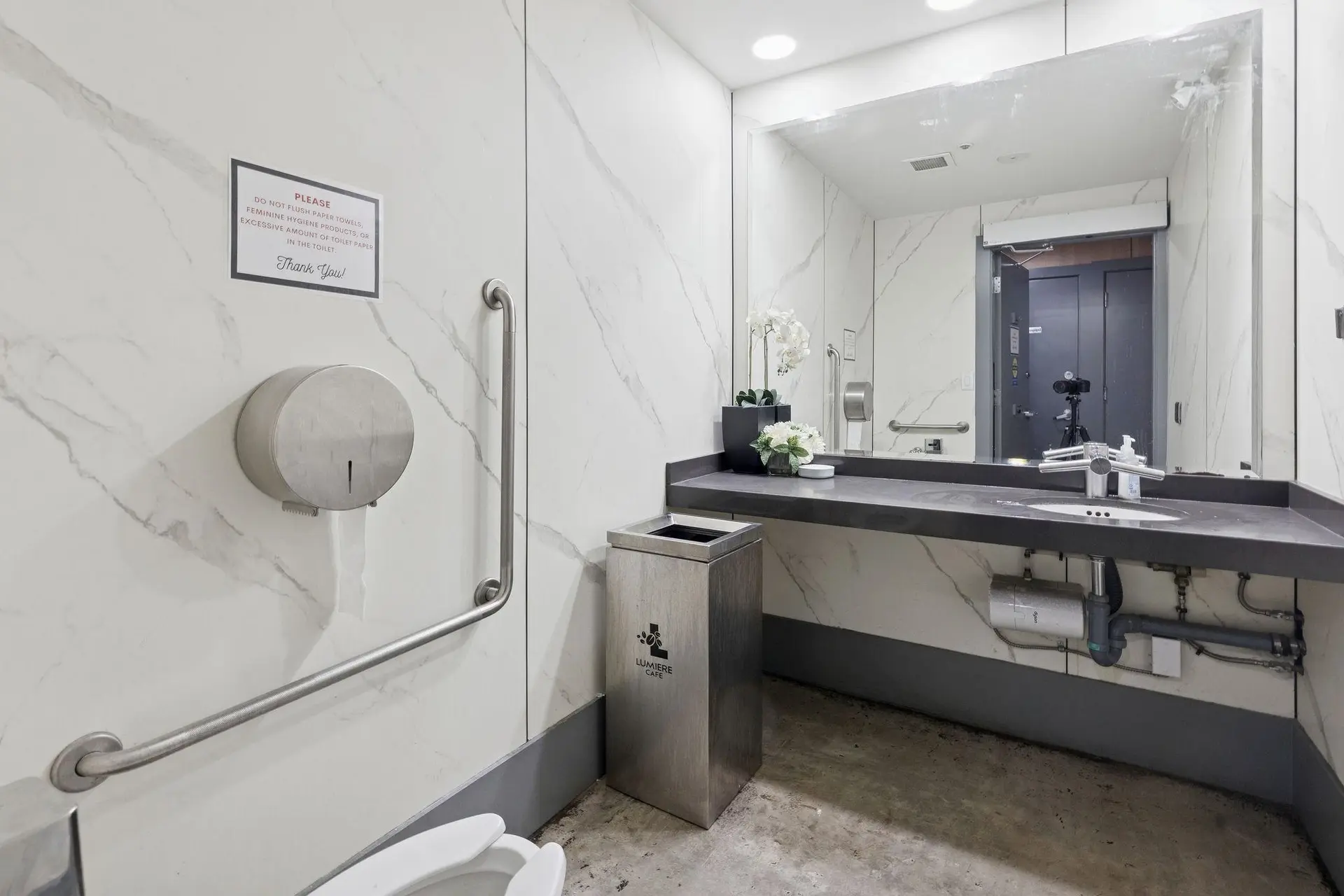 Property at 521 W BROADWAY, Vancouver, BC