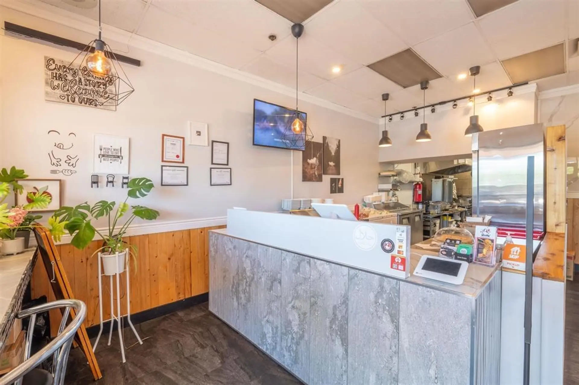 Property at 19537 FRASER HIGHWAY, Surrey, BC