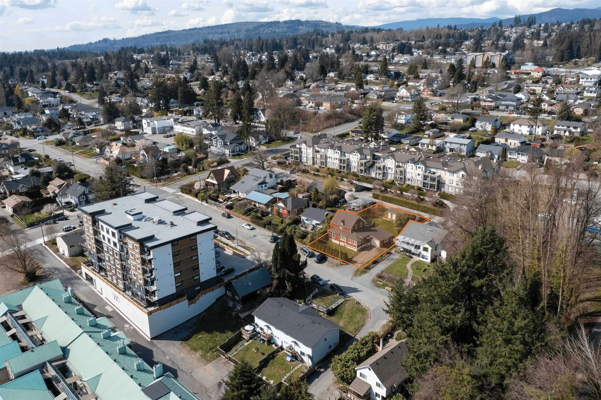 Property at 33163 3 AVENUE, Mission, BC