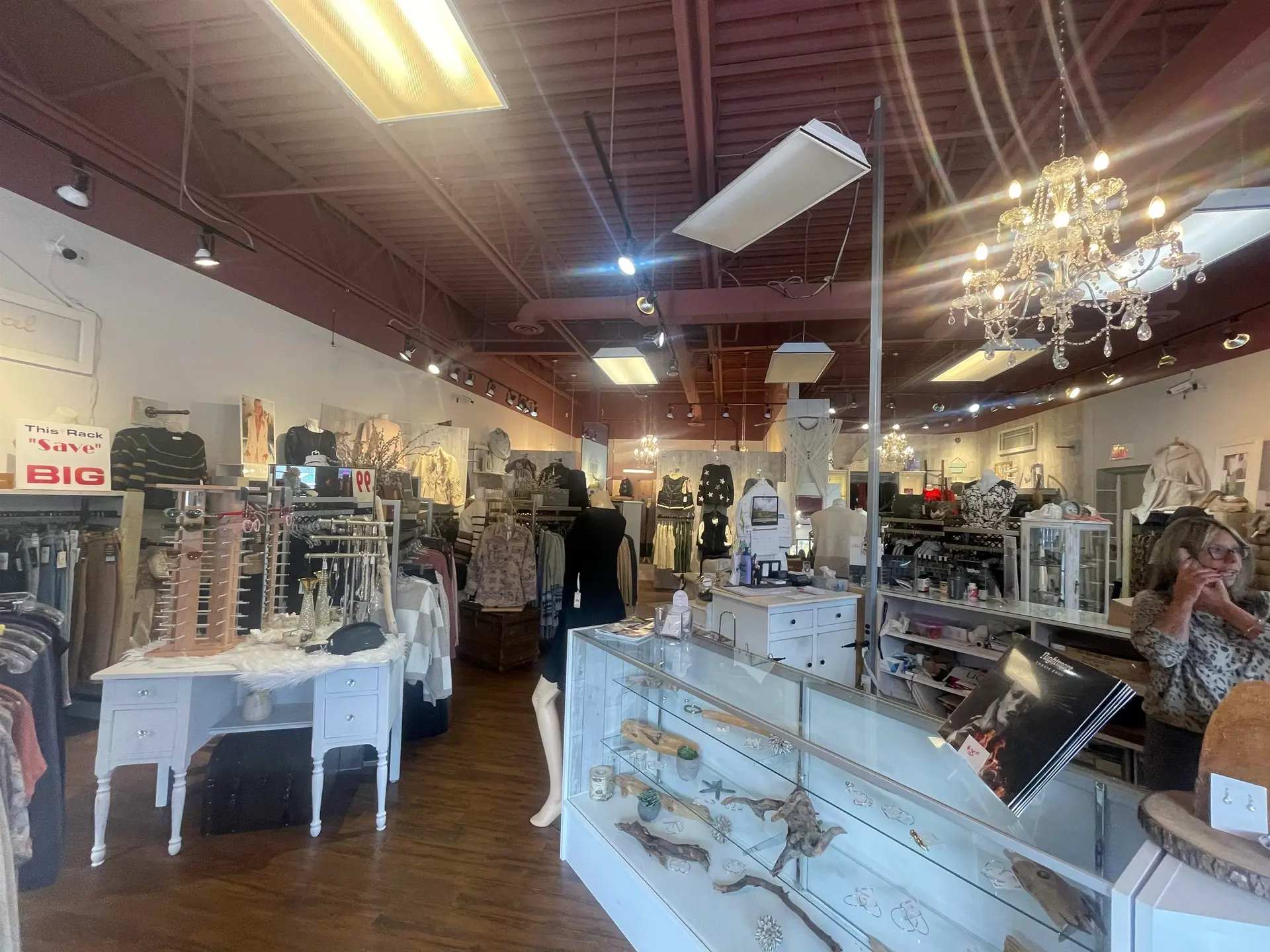 Property at 1309 PEMBERTON AVENUE, Squamish, BC