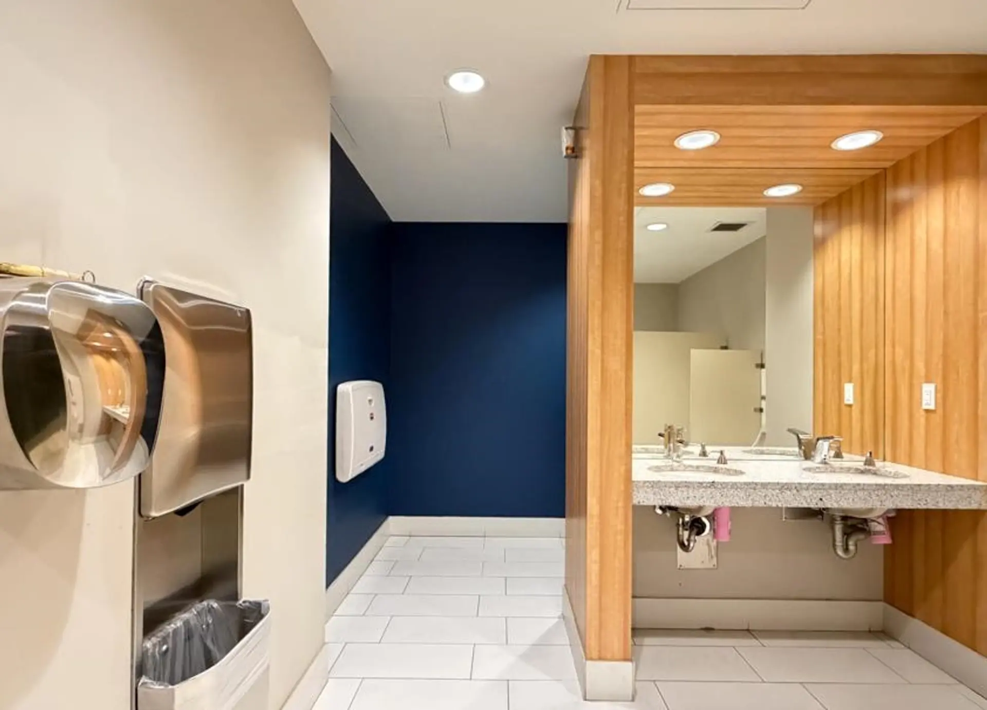 Property at #722 & 726 550 W BROADWAY, Vancouver, BC