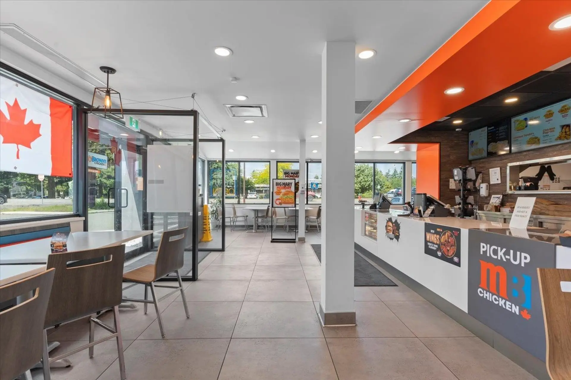 Property at 32260 SOUTH FRASER WAY, Abbotsford, BC